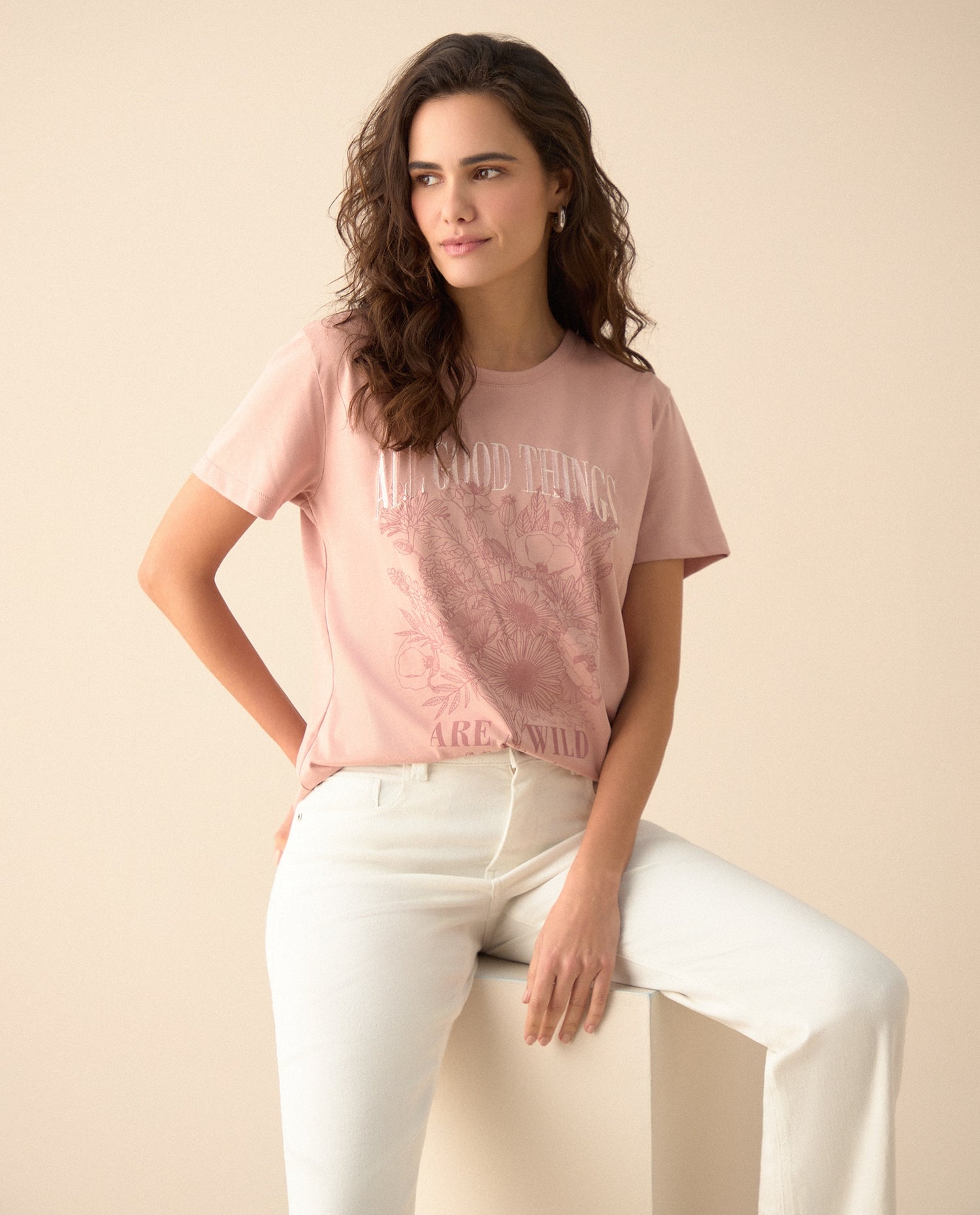 Camiseta con estampado brillante en frente para mujer - Rosa