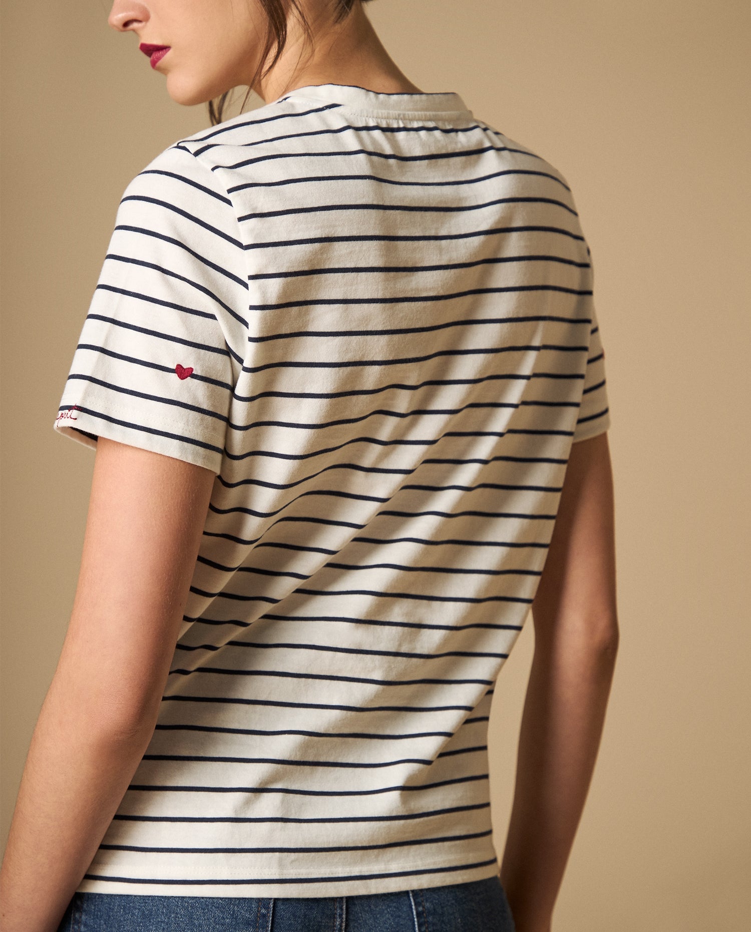 Camiseta manga corta con bordado decorativo - Crudo