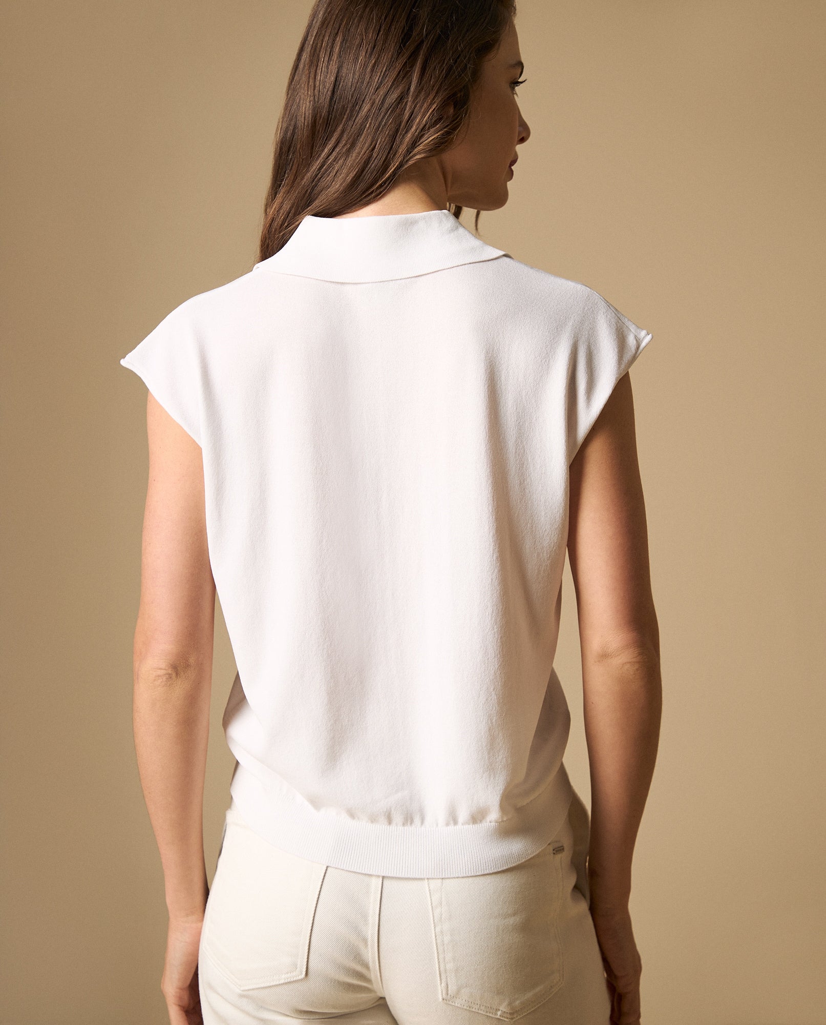 Camiseta tejida con bordado y cuello en V - Crudo 34_101H201_CRU110104_4