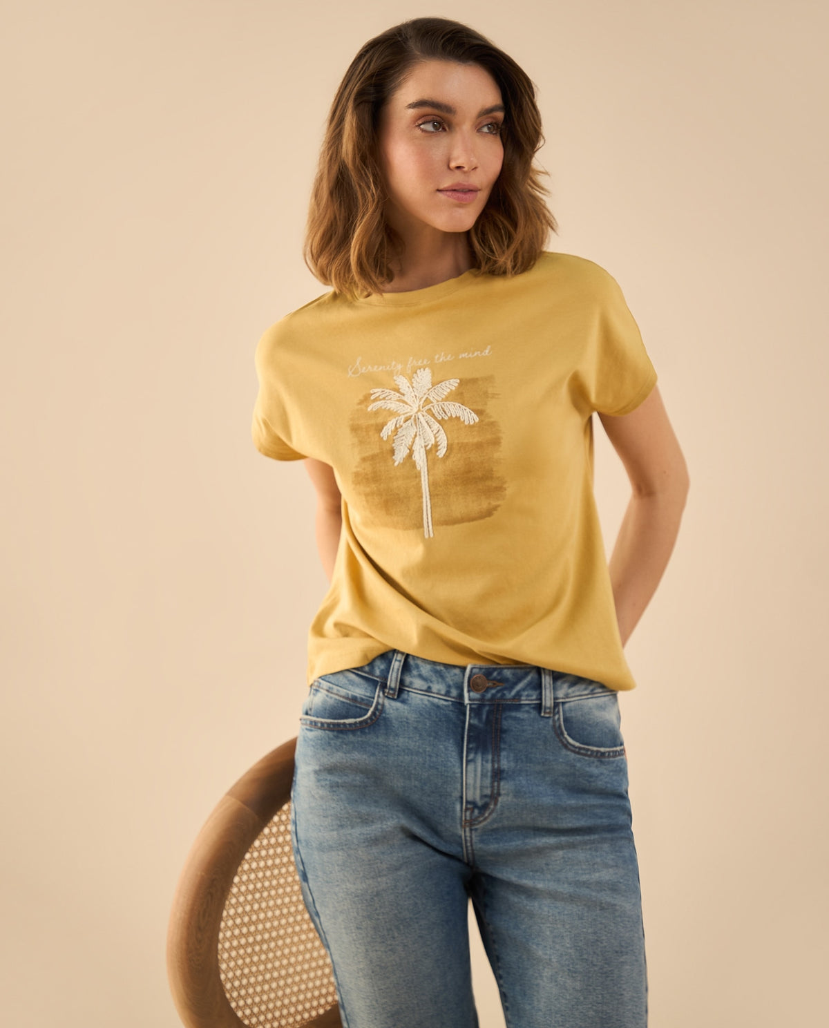 Camiseta con detalles bordados para mujer - Beige 34_102G005_BEI151132_3