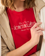 Camiseta con detalles bordados para mujer - Rojo