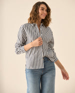 Camisa de rayas con bordado en el cuello para mujer - Negro