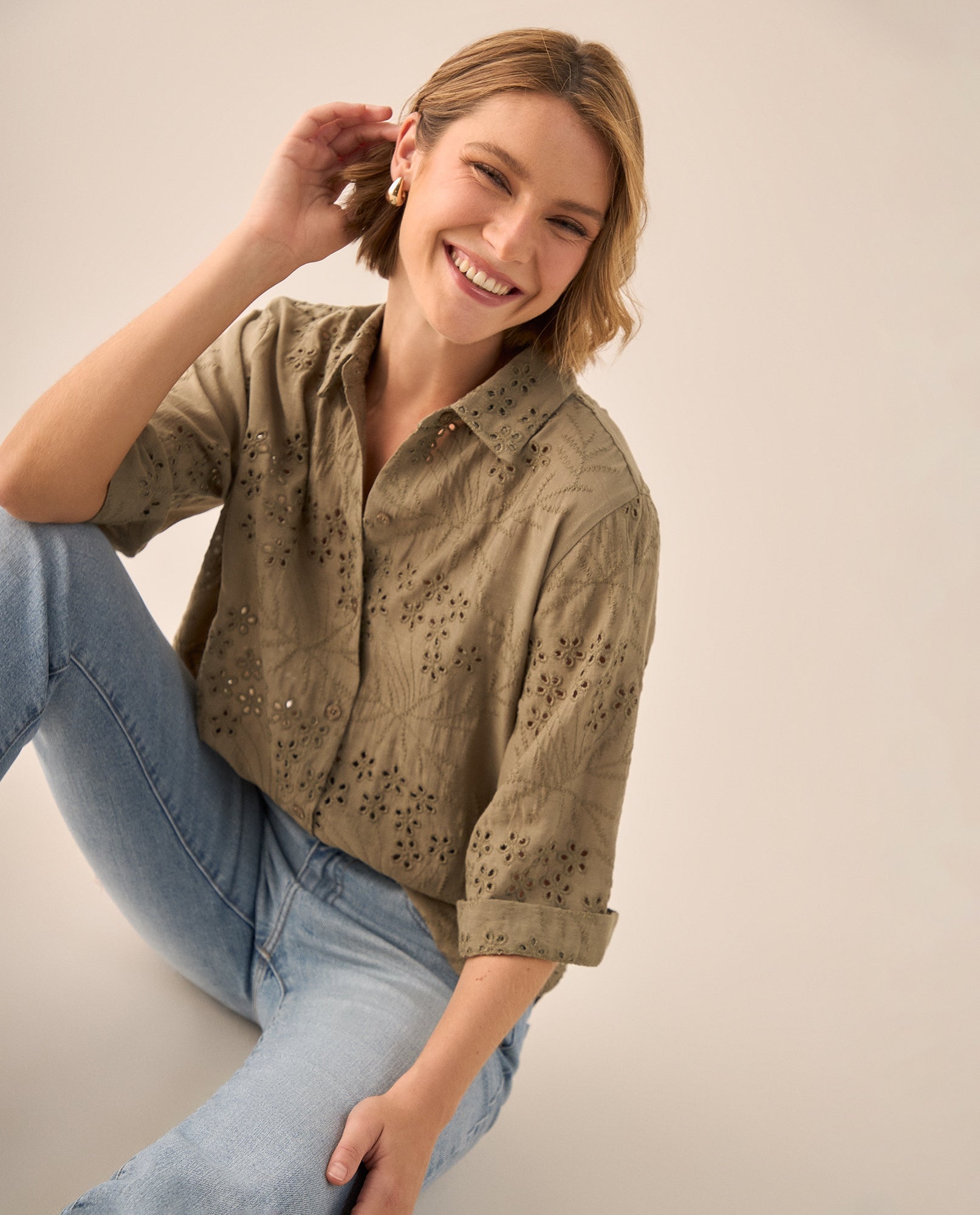 Camisa Verde con Bordados Calados Florales - Verde 34_119G000_VER180617_0