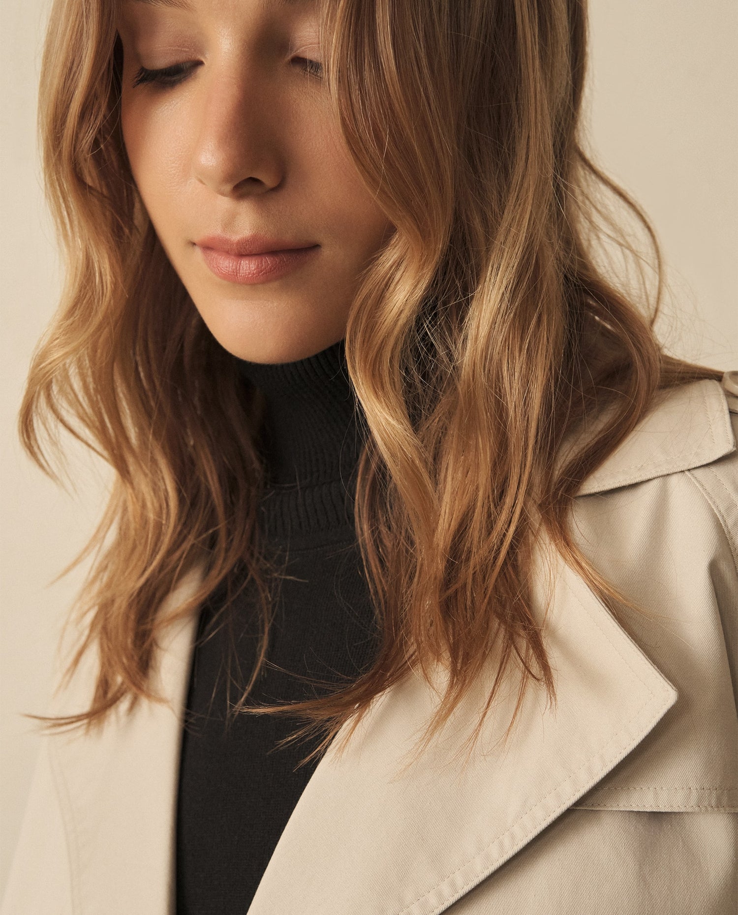 Chaqueta con cuello de solapa para mujer - Beige