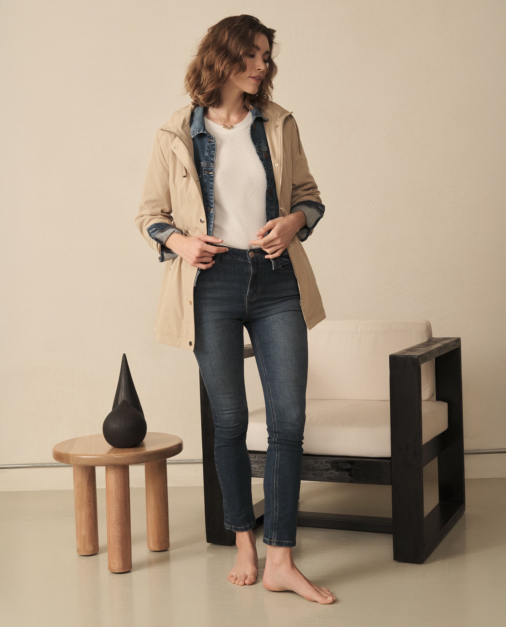 Chaqueta con capucha para mujer - Beige 34_120G919_BEI130607_6