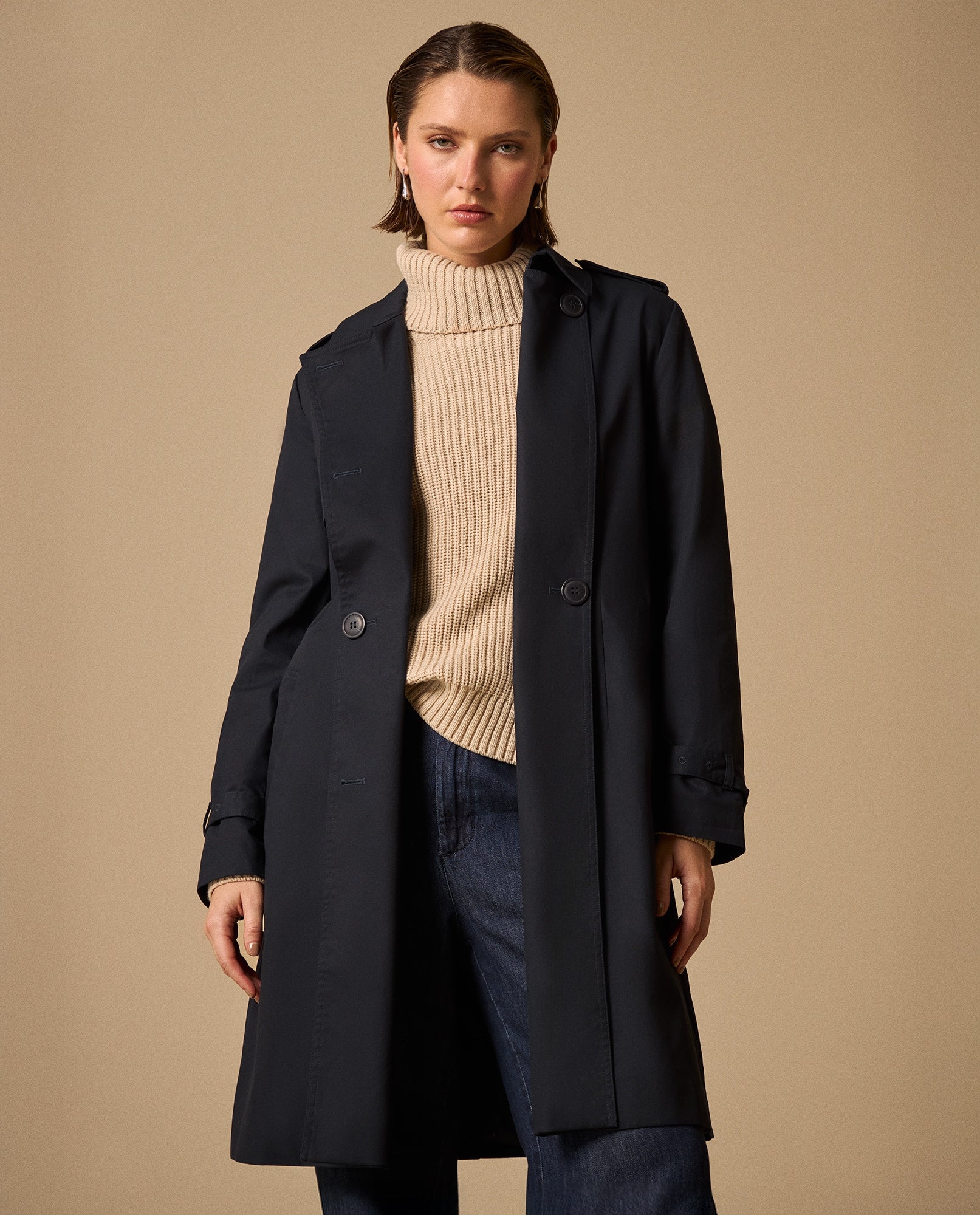 Trench Azul Bahía con Cinturón Ajustable - Azul 34_120G921_AZU183929_0