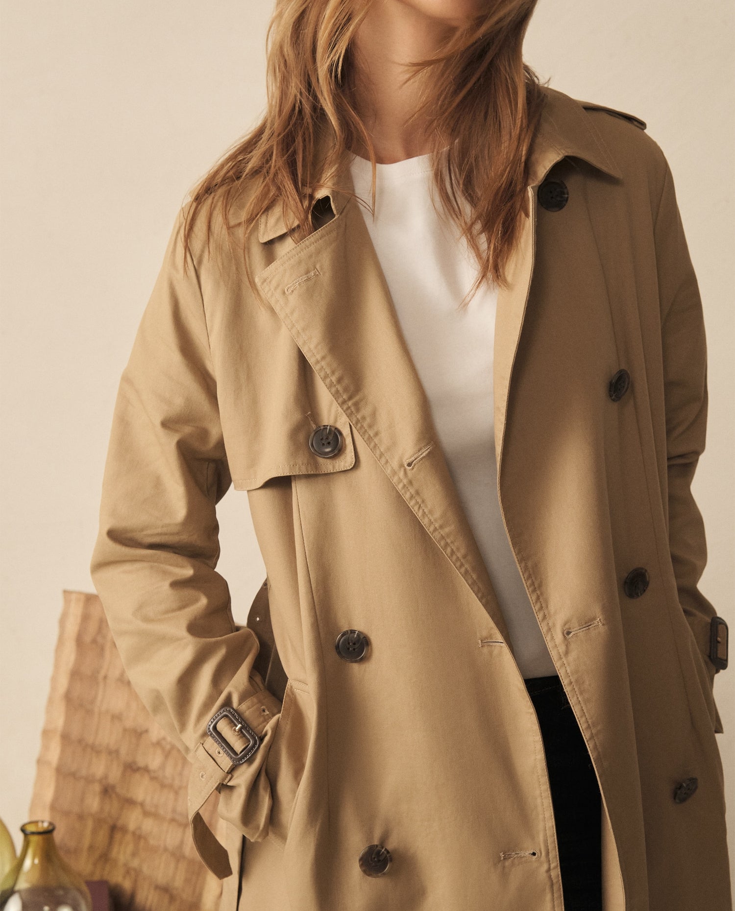 Trench Azul Bahía con Cinturón Ajustable - Café