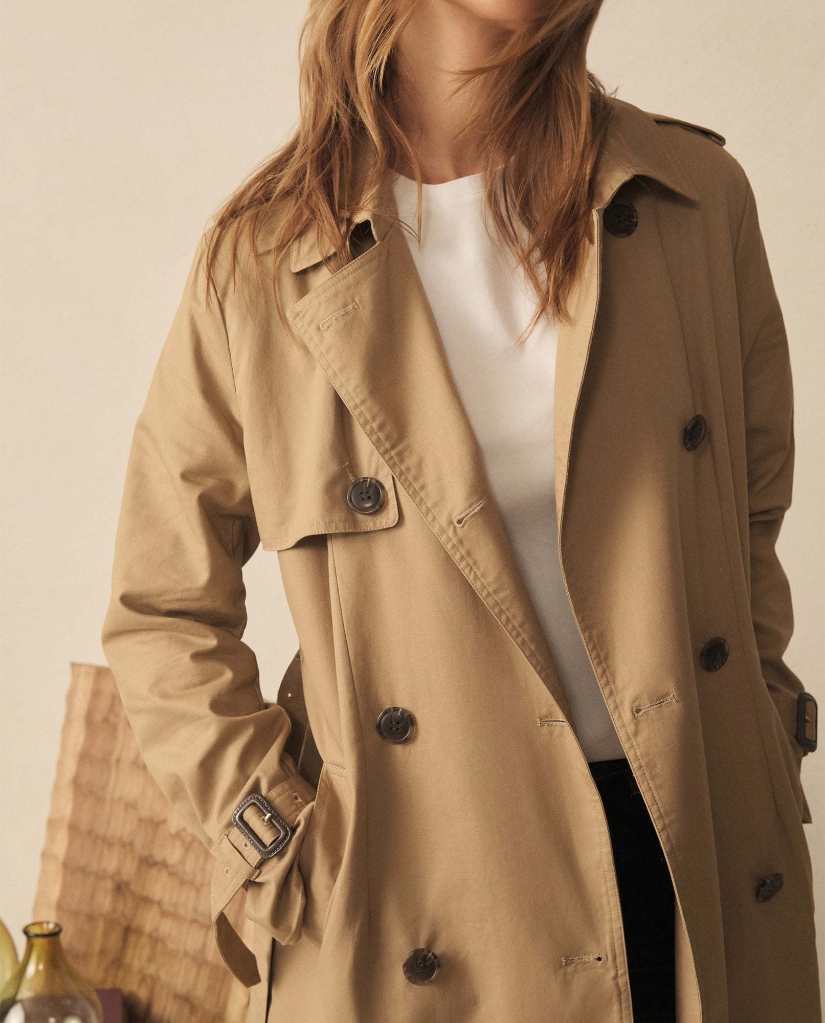 Trench Azul Bahía con Cinturón Ajustable - Café 34_120G921_CAF161334_3