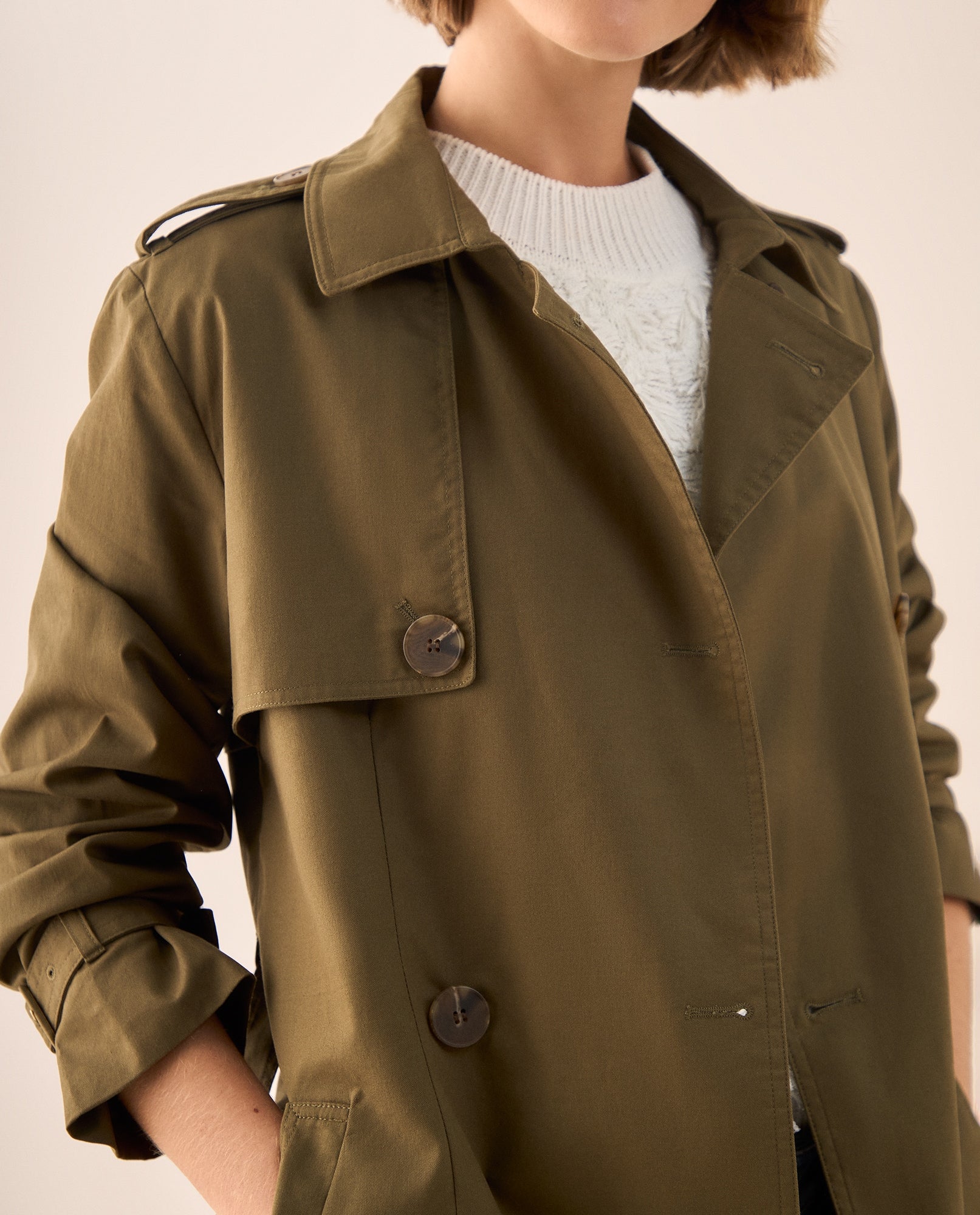 Trench Azul Bahía con Cinturón Ajustable - Verde 34_120G921_VER184105_3