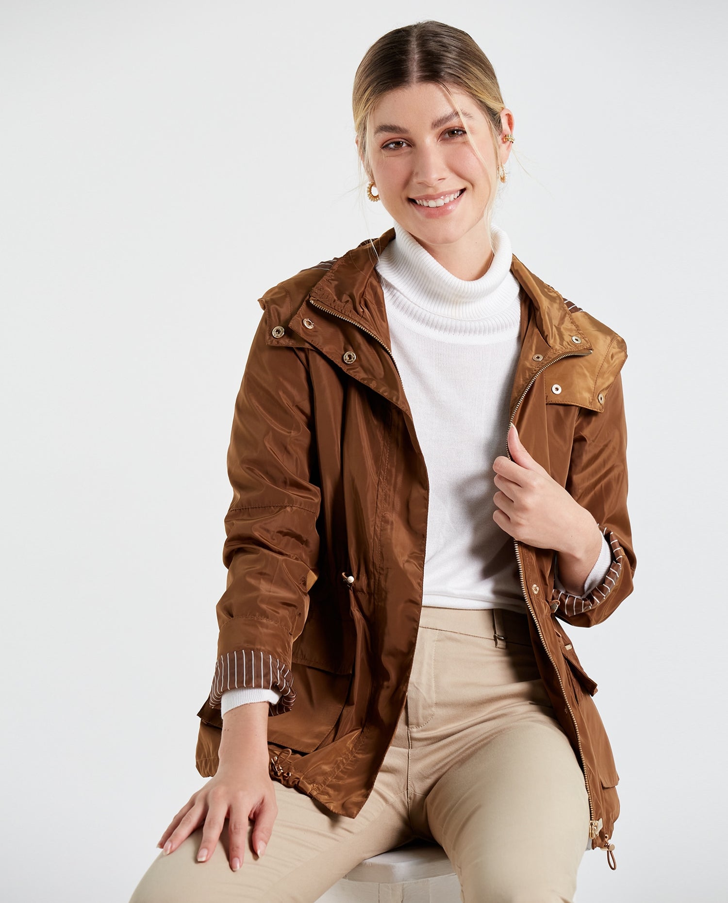 Chaqueta con capucha para mujer - Café