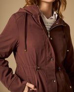 Chaqueta con capucha y ajuste en cintura - Café