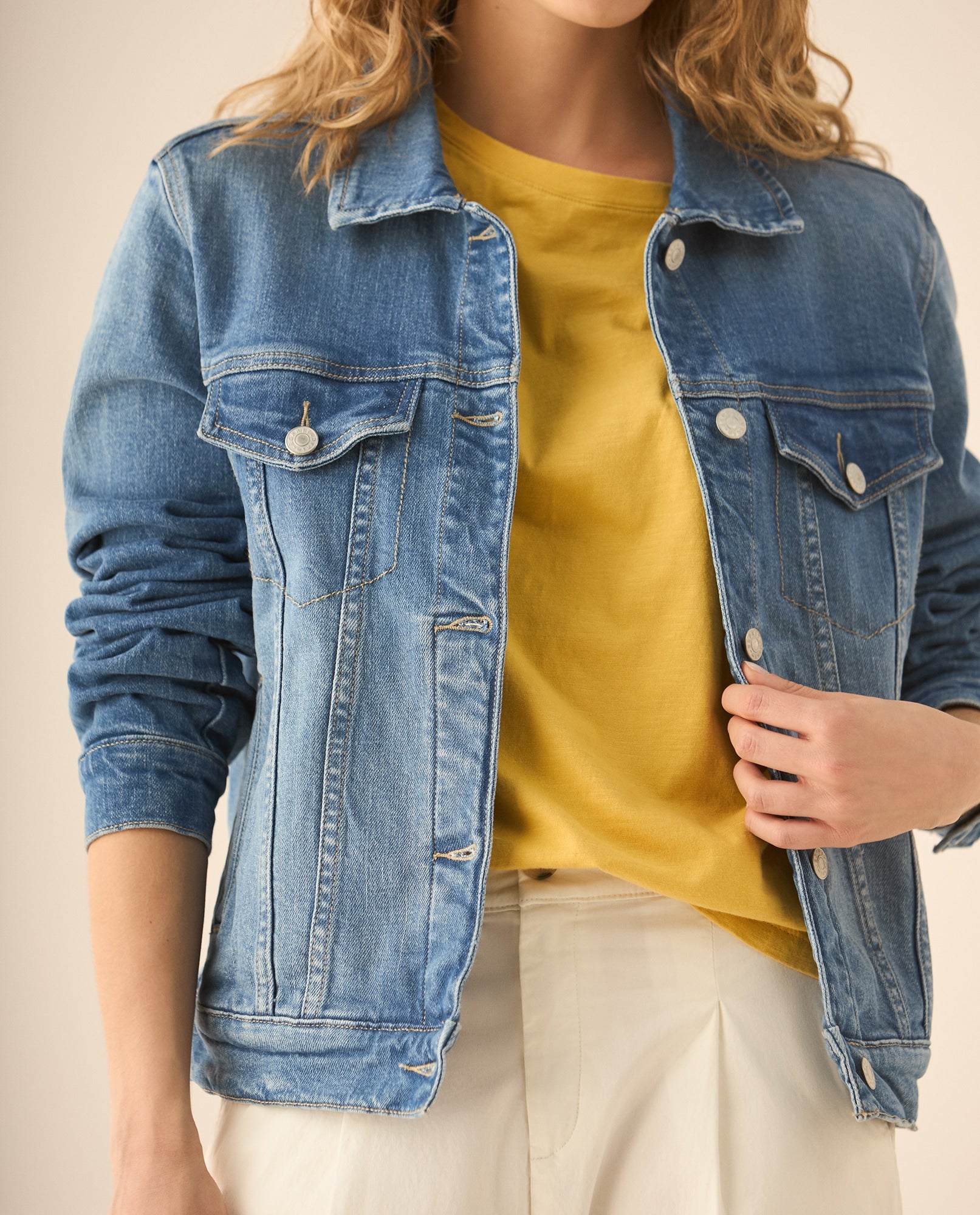 Chaqueta tipo Trucker en denim para mujer - Azul 34_123G003_AZU164019_0