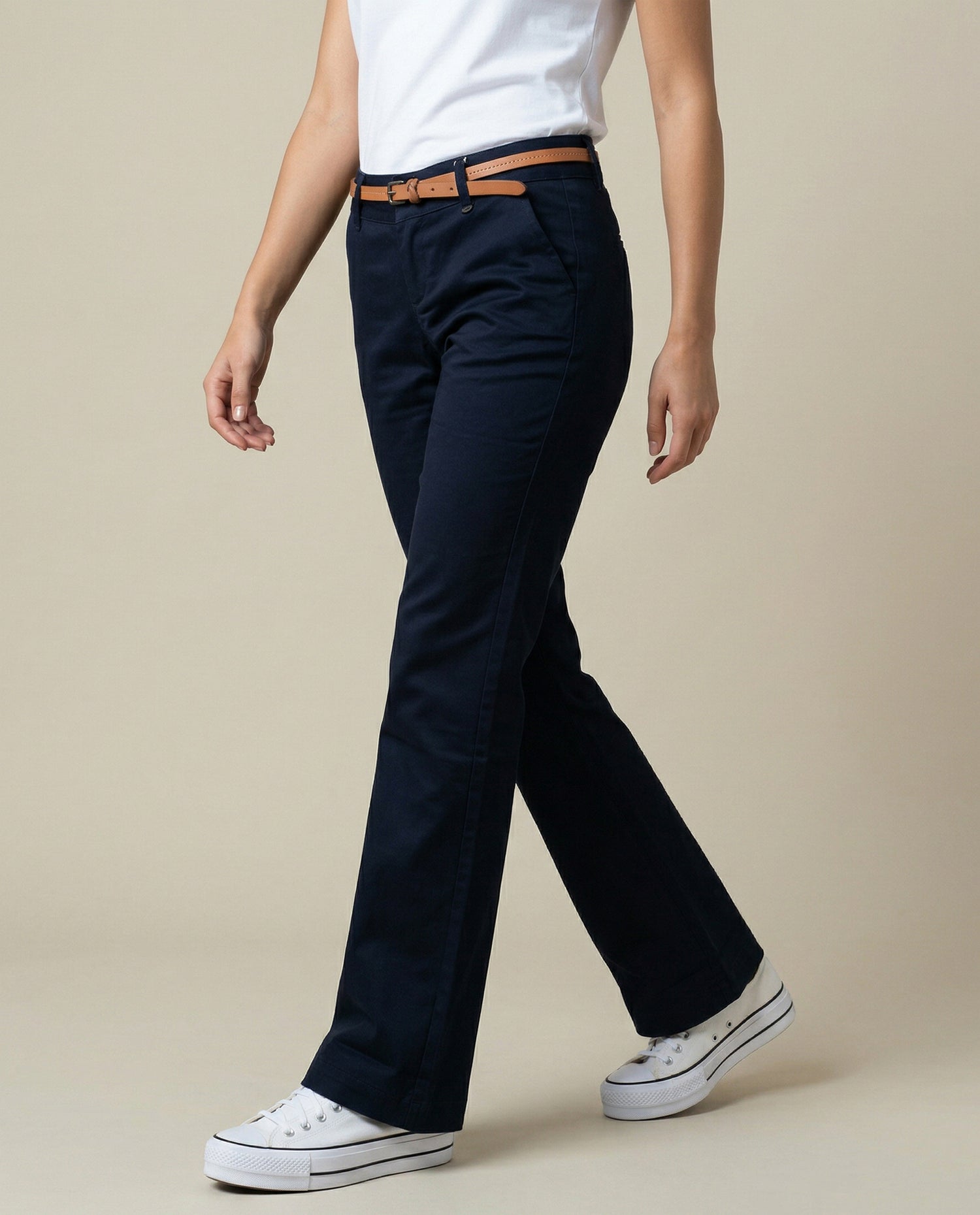Pantalón Weekend pierna recta con ruedo doblado - Azul