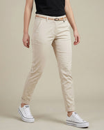 Pantalón tubo weekend corte estilizado - Beige