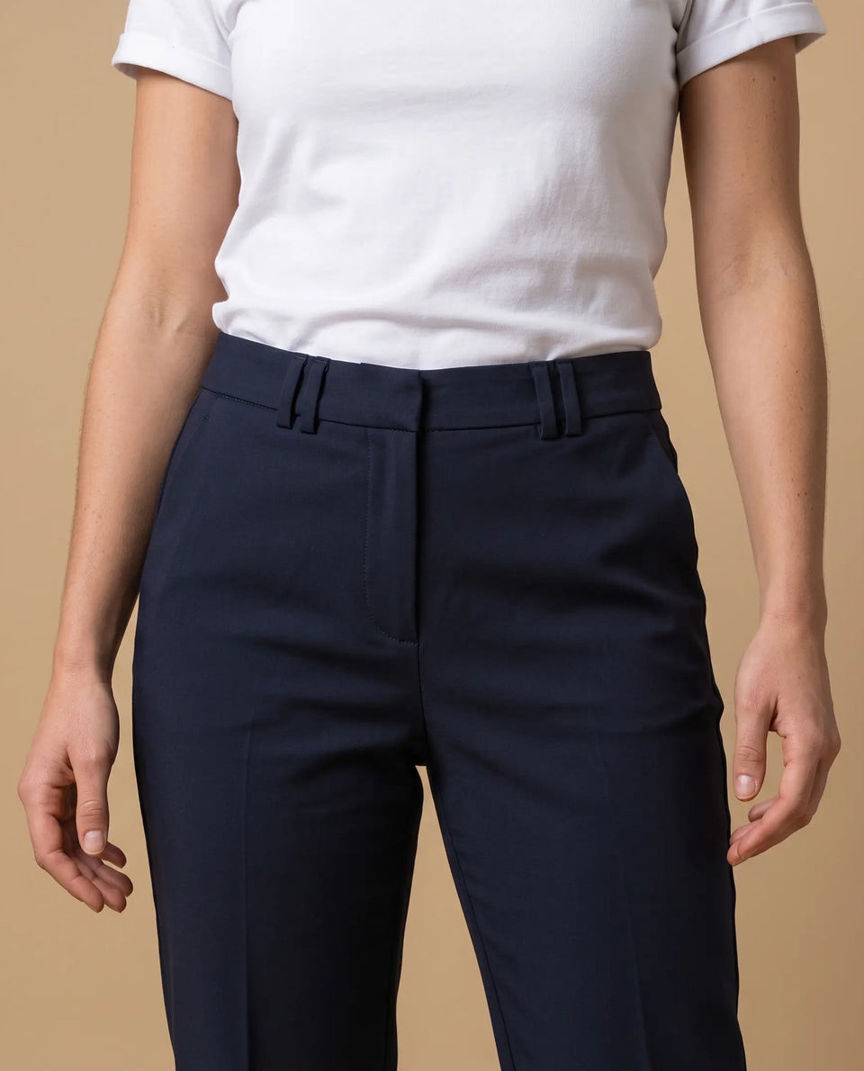Pantalón chino tobillero silueta recta - Azul 34_130G913_AZU193933_5
