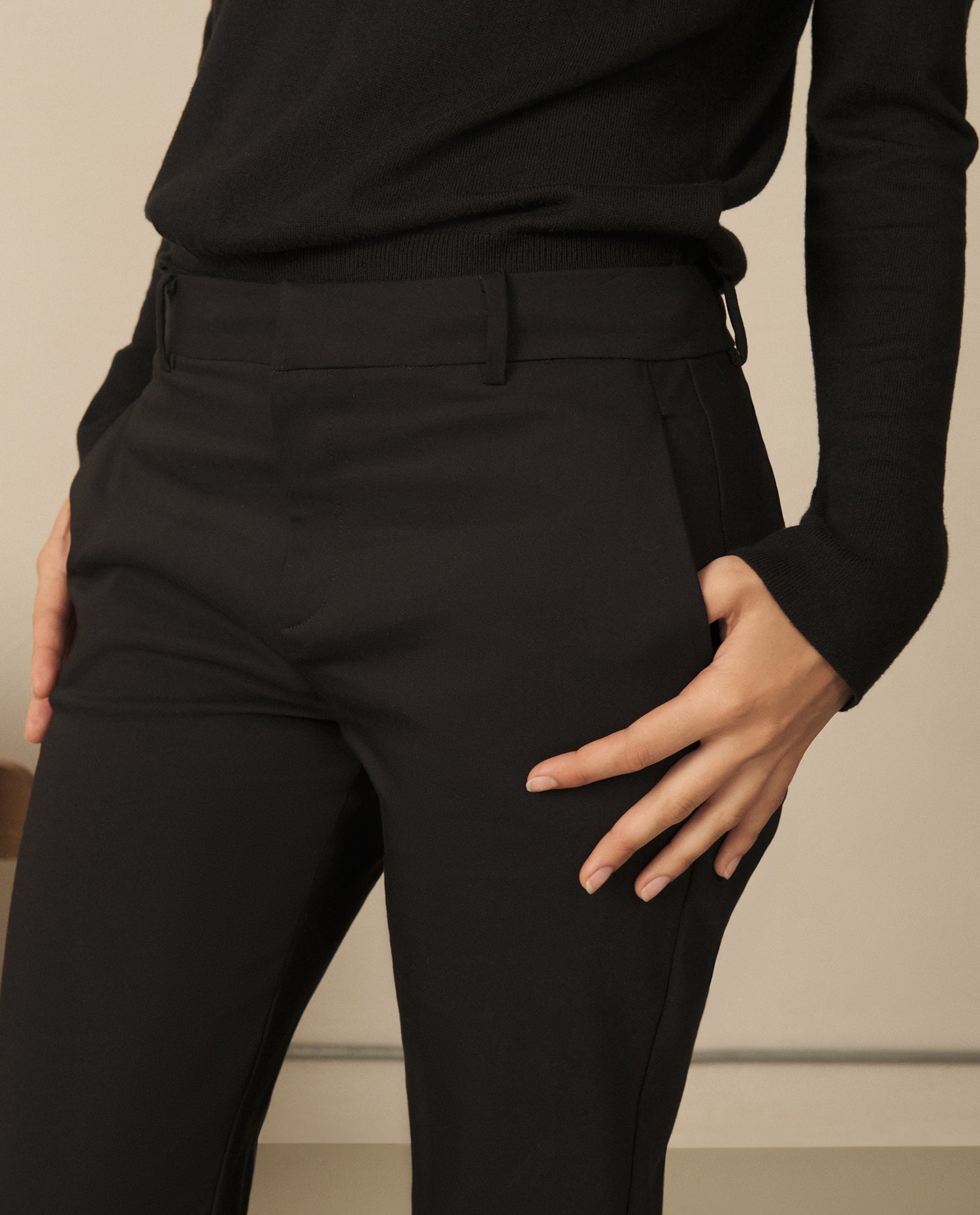 Pantalón chino tobillero silueta recta - Negro