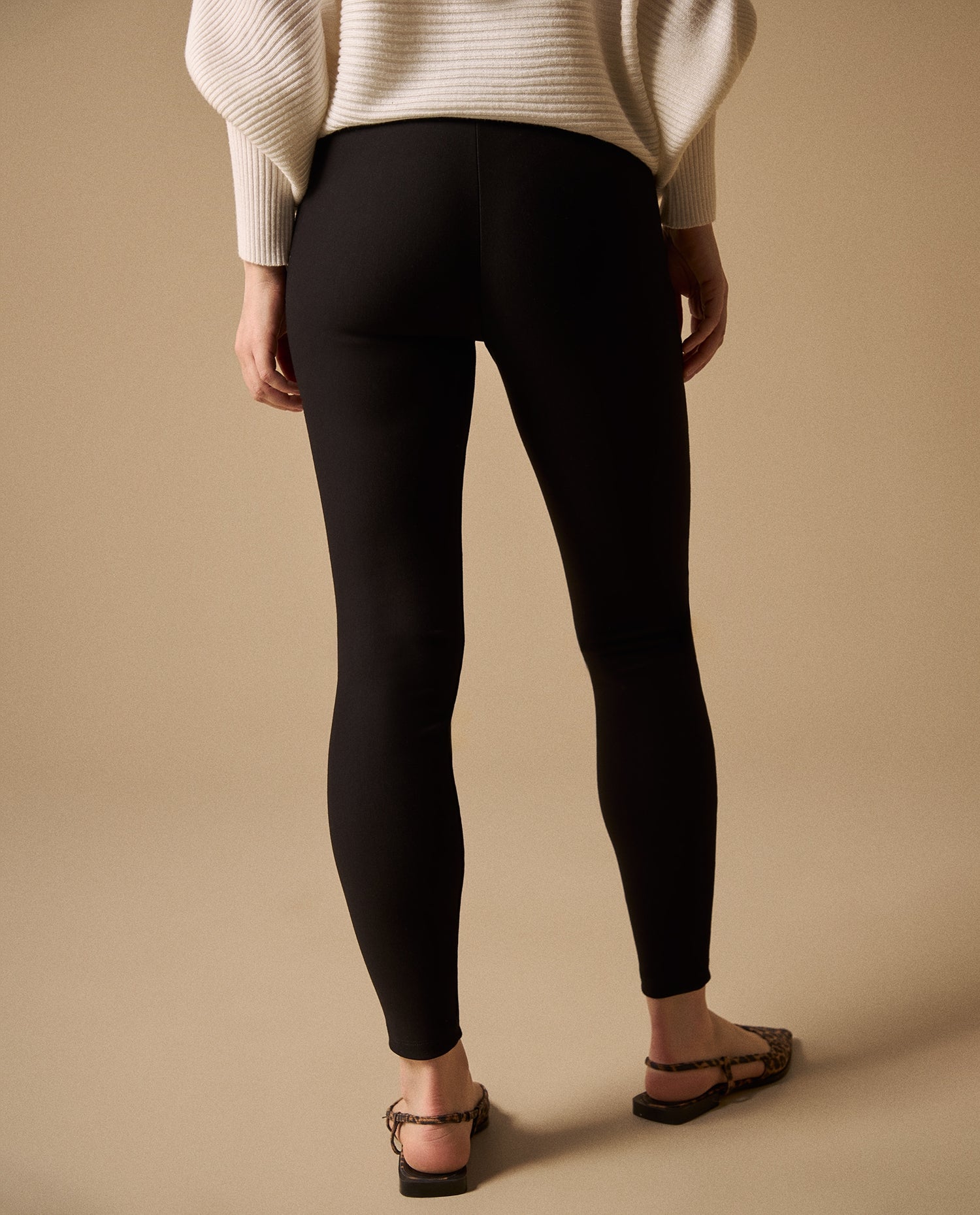 Pantalón tipo legging para mujer  - Negro