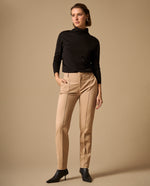 Pantalón Beige con Costuras Contrastantes - Beige