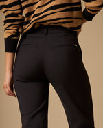 Pantalón Beige con Costuras Contrastantes - Negro