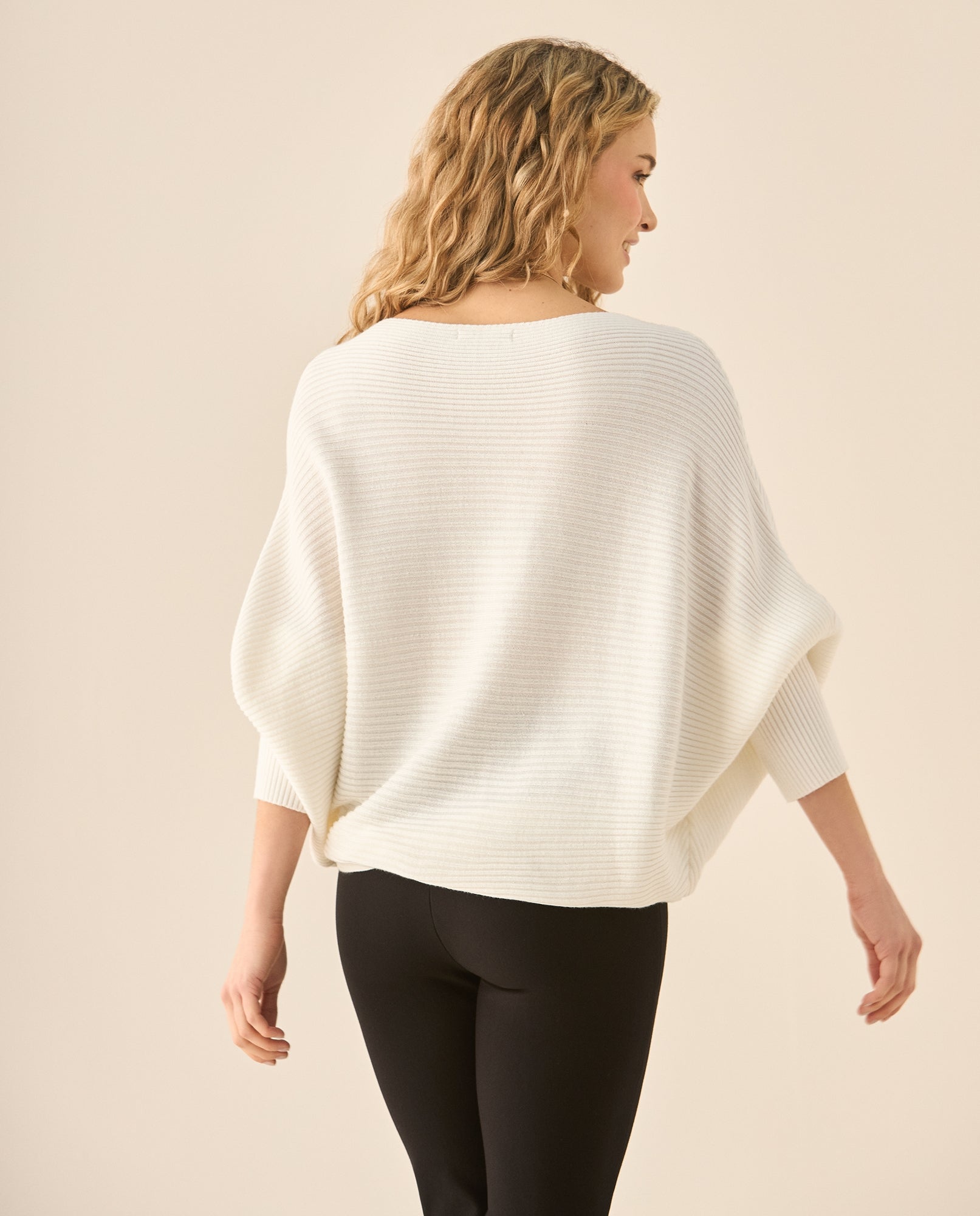 Suéter tejido de manga tipo murciélago para mujer - Crudo 34_160G923_CRU110104_4