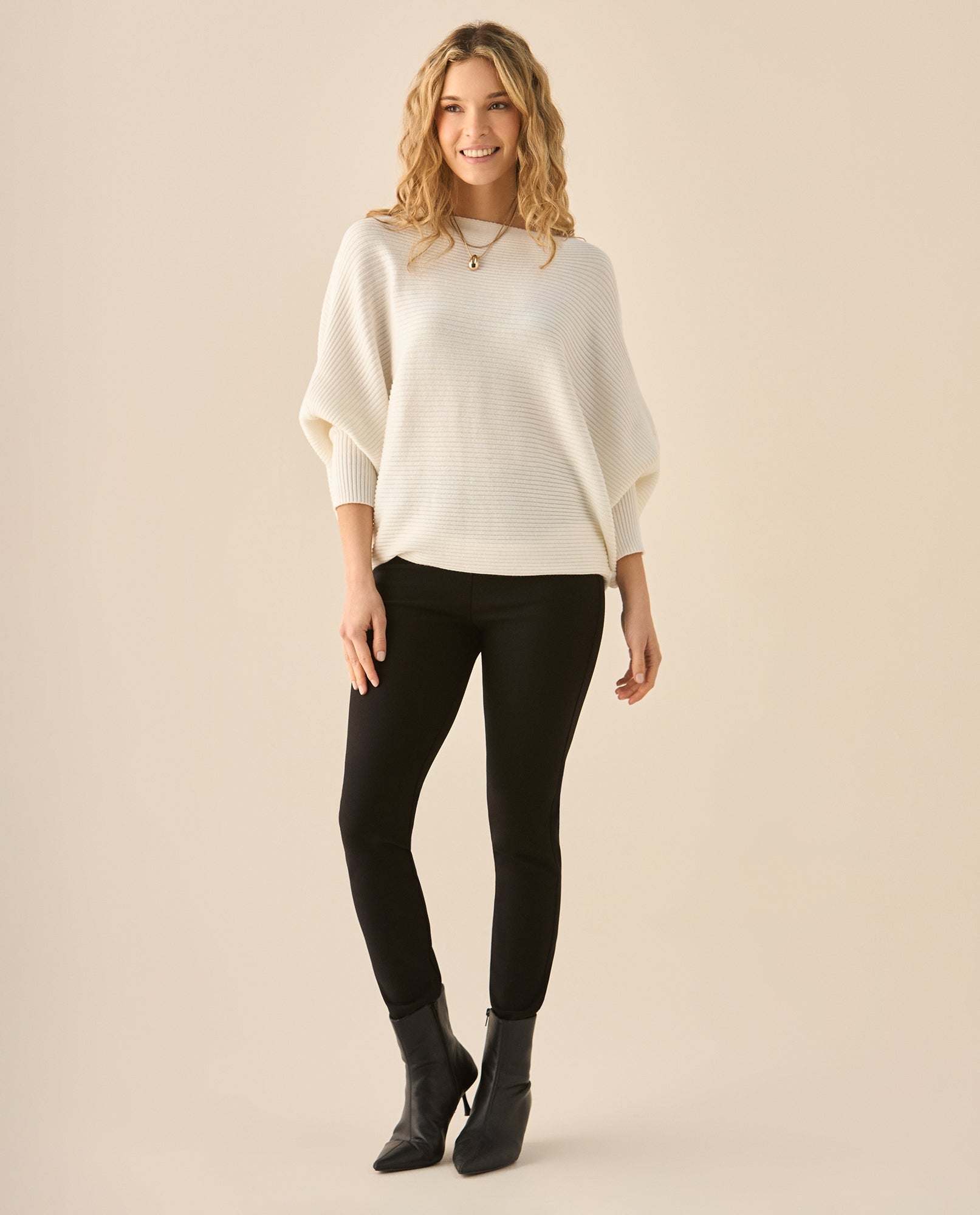 Suéter tejido de manga tipo murciélago para mujer - Crudo 34_160G923_CRU110104_5