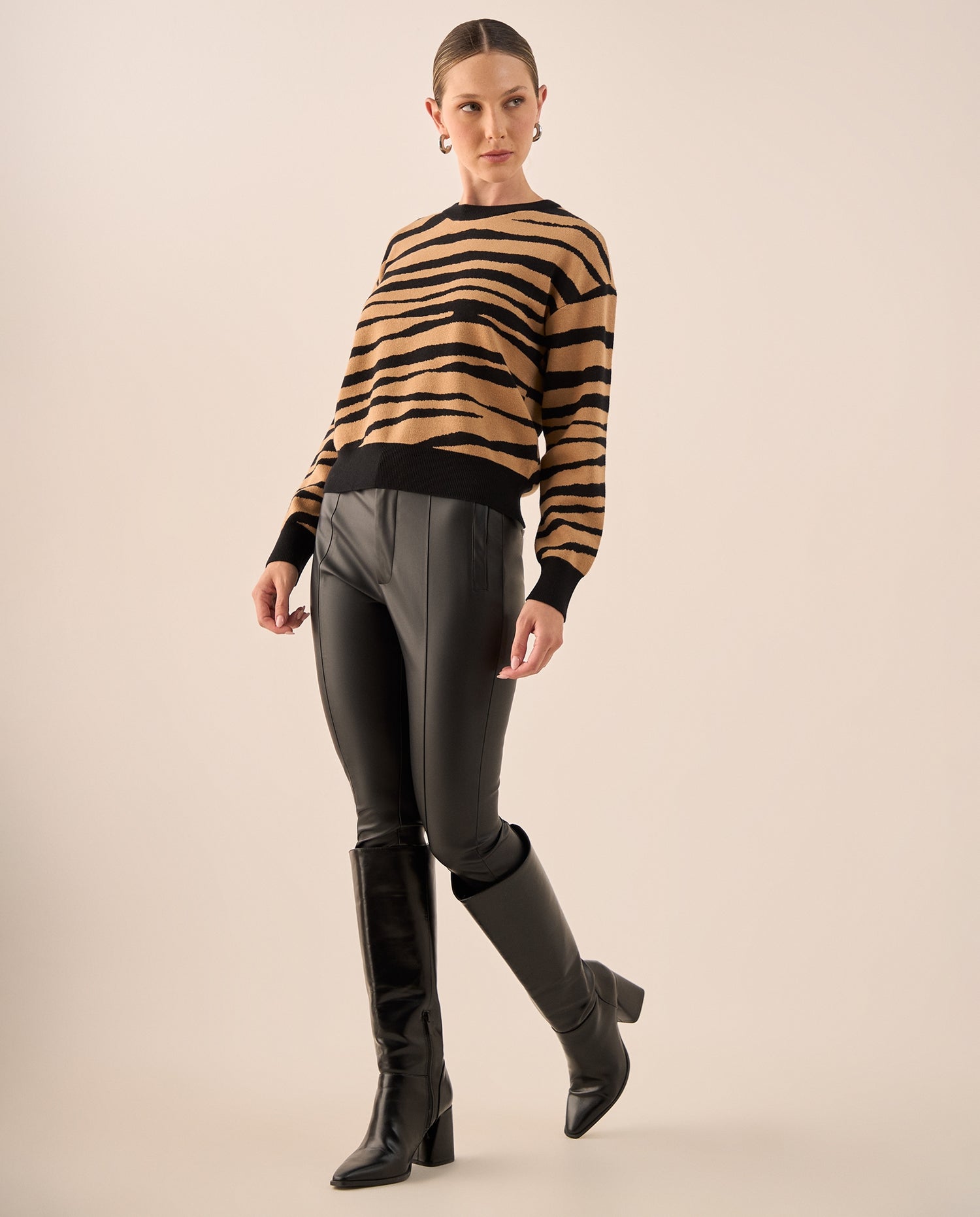 Suéter Tejido Estampado Leopardo Negro - Café
