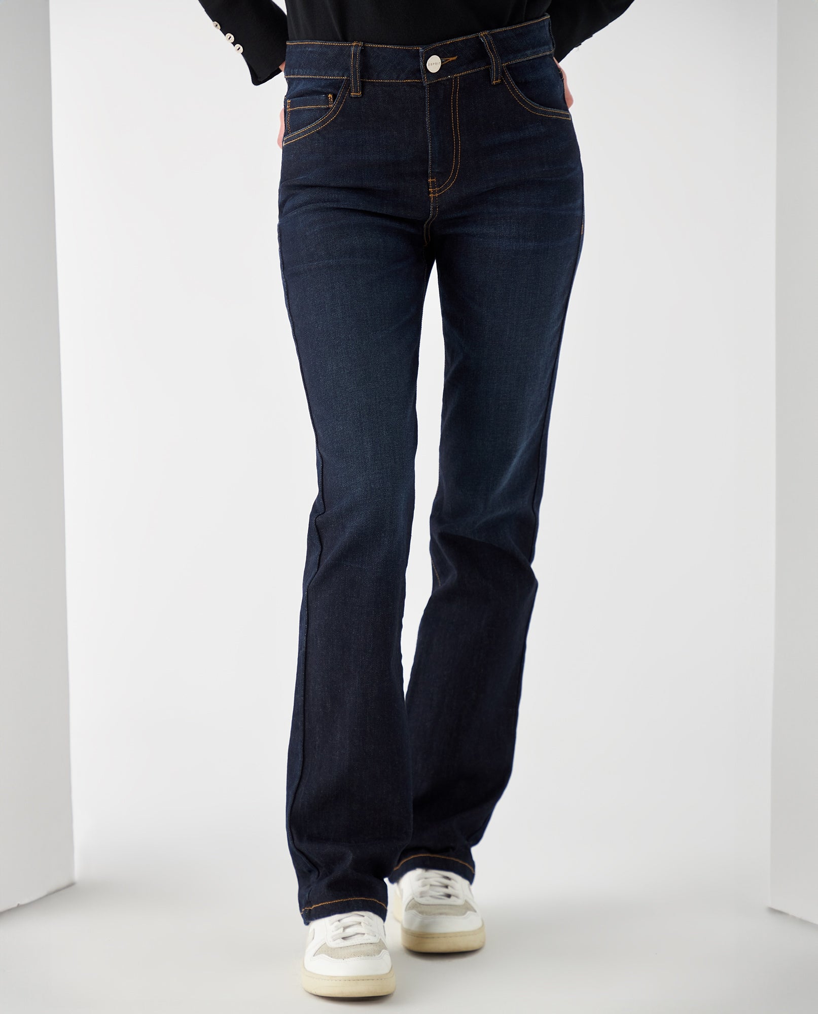Jean Straight oscuro para mujer - Azul 34_1700902_AZU174027_3