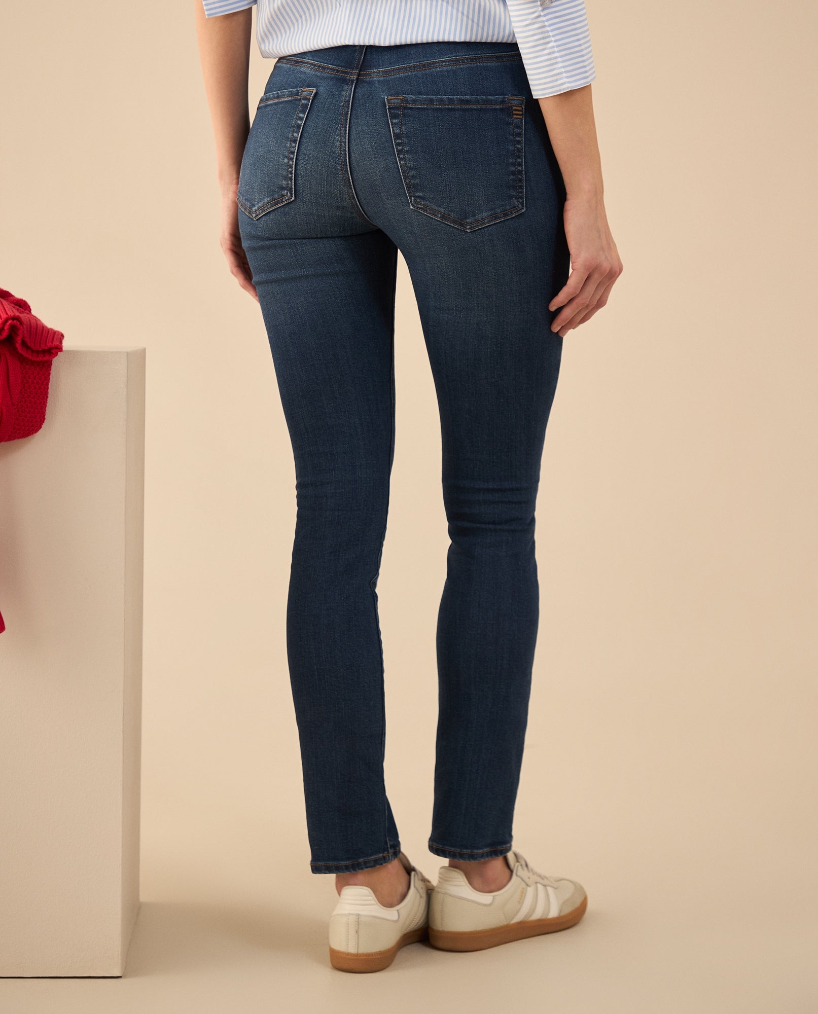 Jean slim tono oscuro para mujer - Azul 34_170G911_AZU193933_4