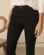 Jean Slim en black denim para mujer - Negro