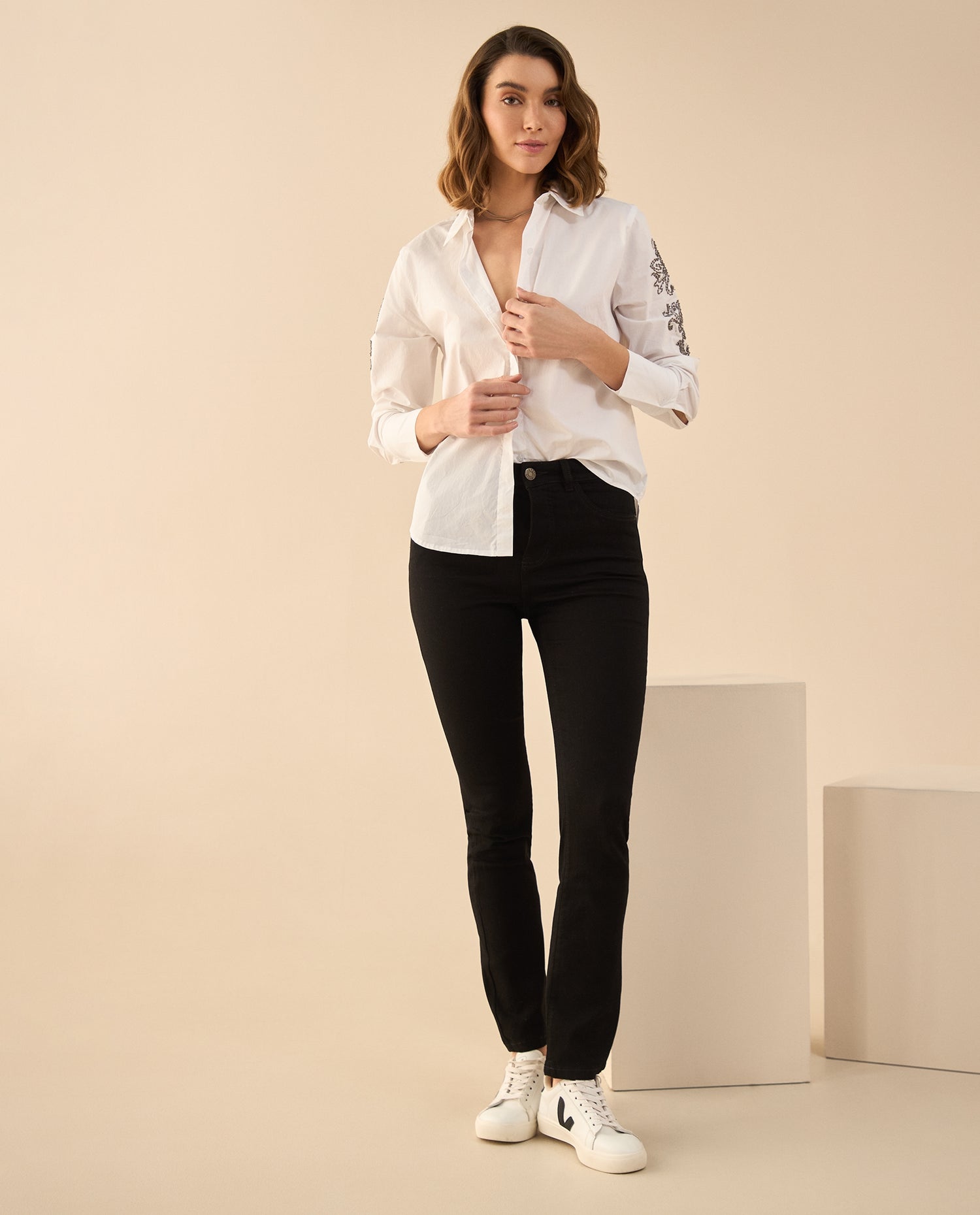 Jean Slim en black denim para mujer - Negro