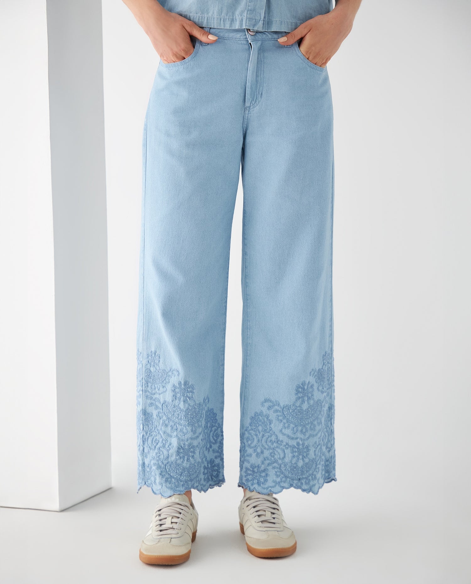 Jean con diseño de flores para mujer - Azul