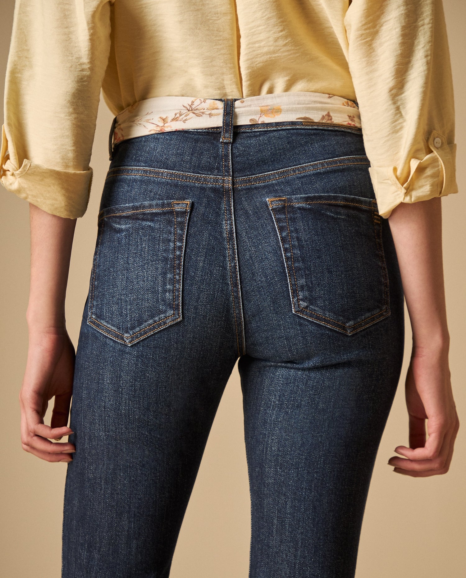Jean bootcut largo regular tiro medio - Azul