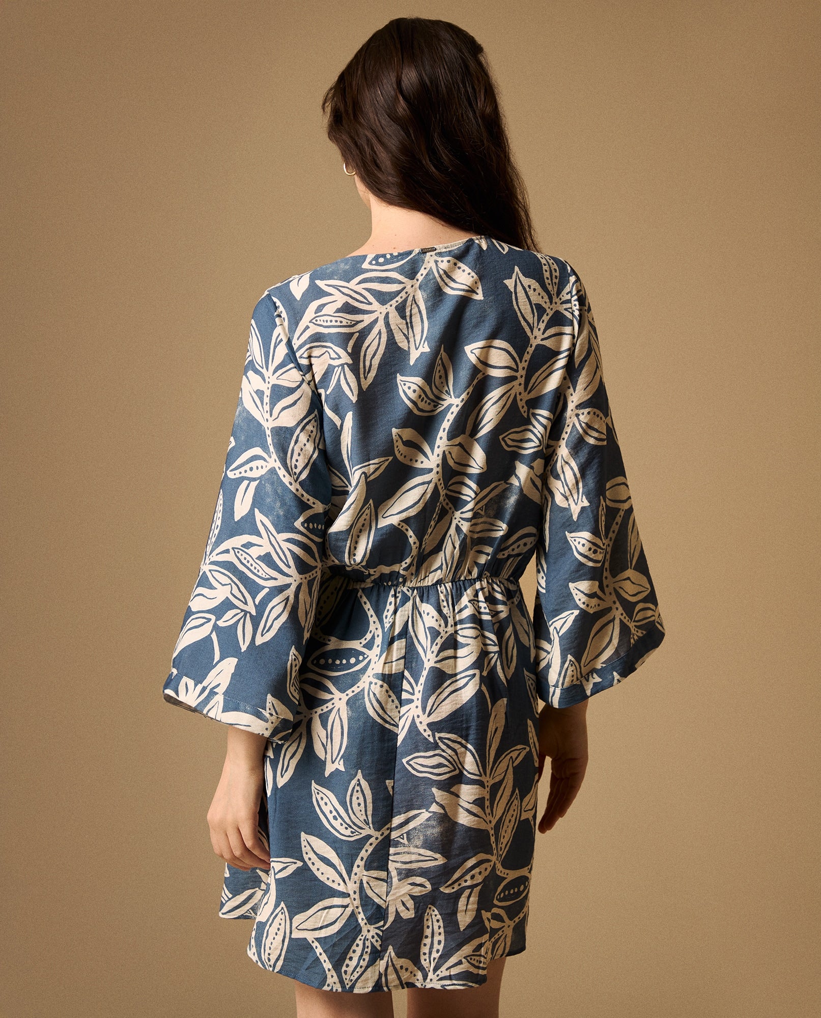 Vestido Wrap Azul con Estampado Tropical - Azul 34_199G000_AZU174015_5