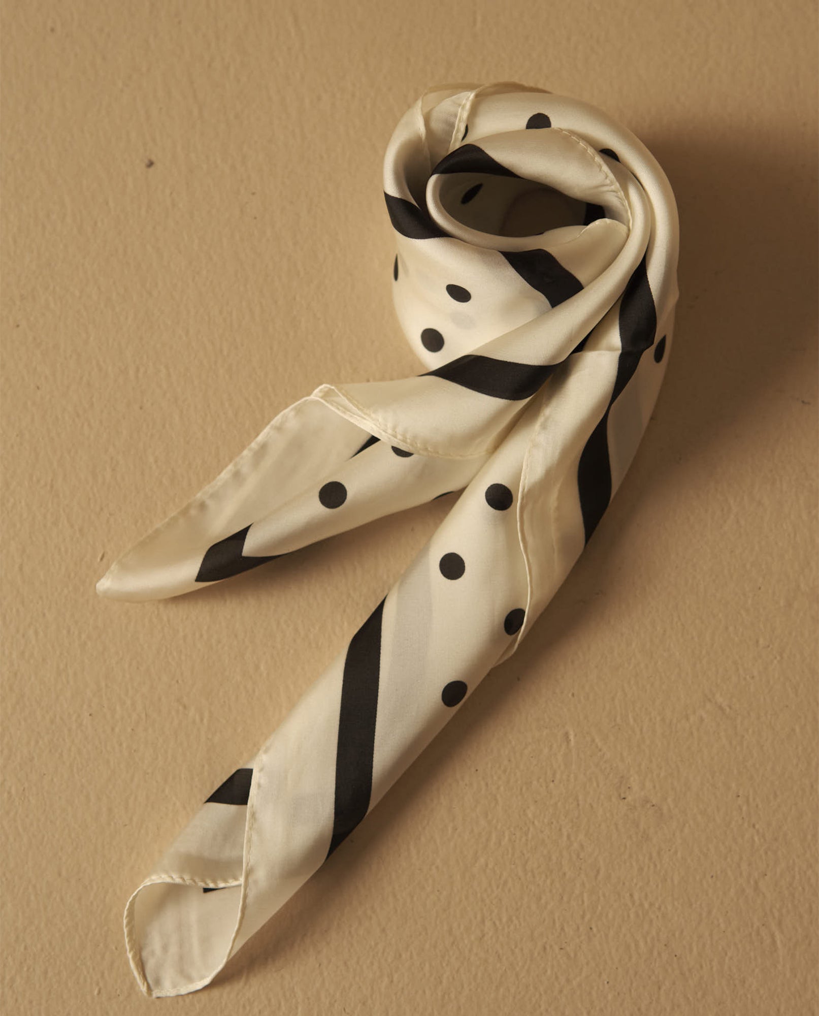 Pañuelo estampado con diseño de puntos y rayas - Blanco 34_290H201_BLA110700_0
