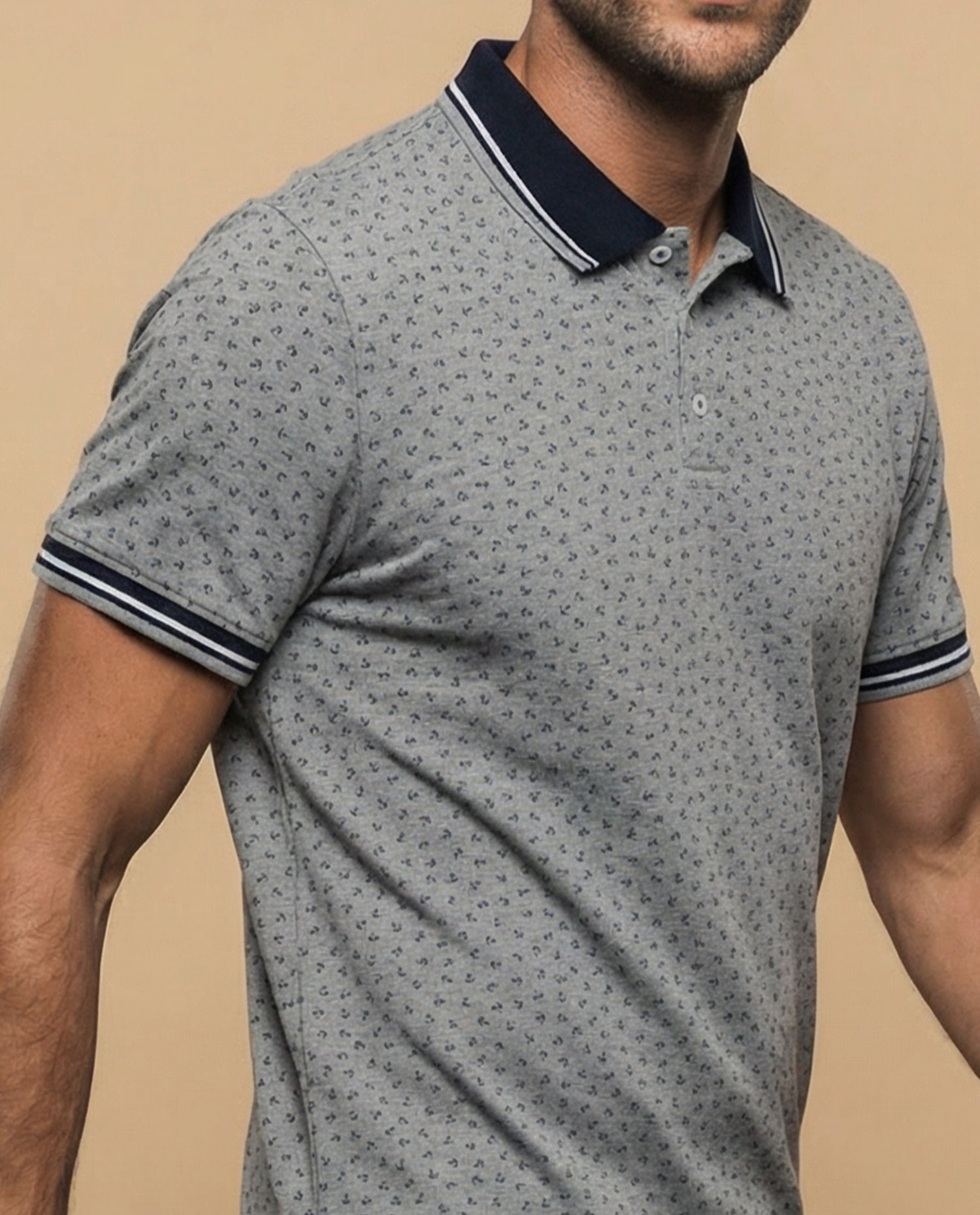 Polo manga corta con detalles contrastantes para hombre - Gris