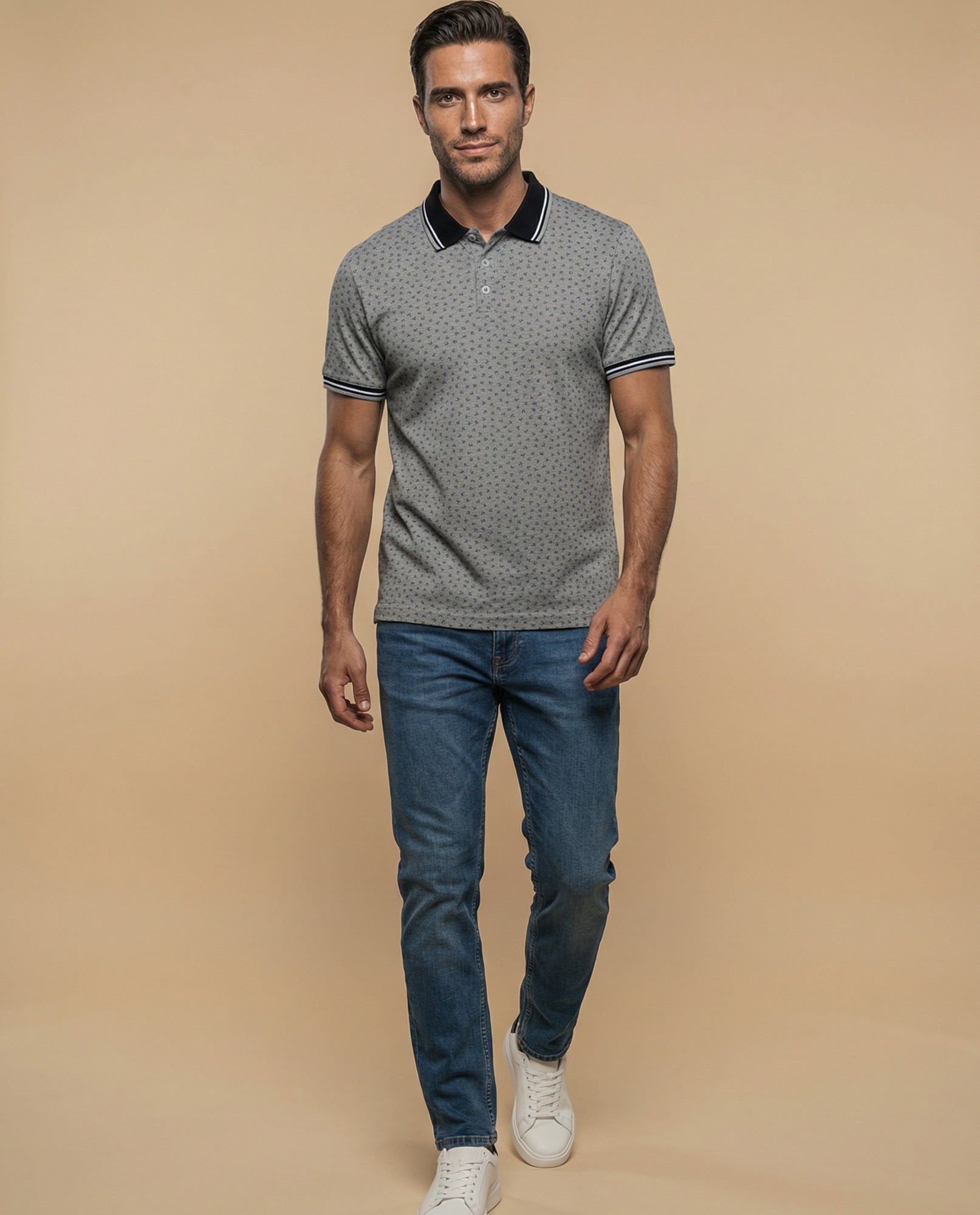 Polo manga corta con detalles contrastantes para hombre - Gris 34_305E307_GRI164404_5