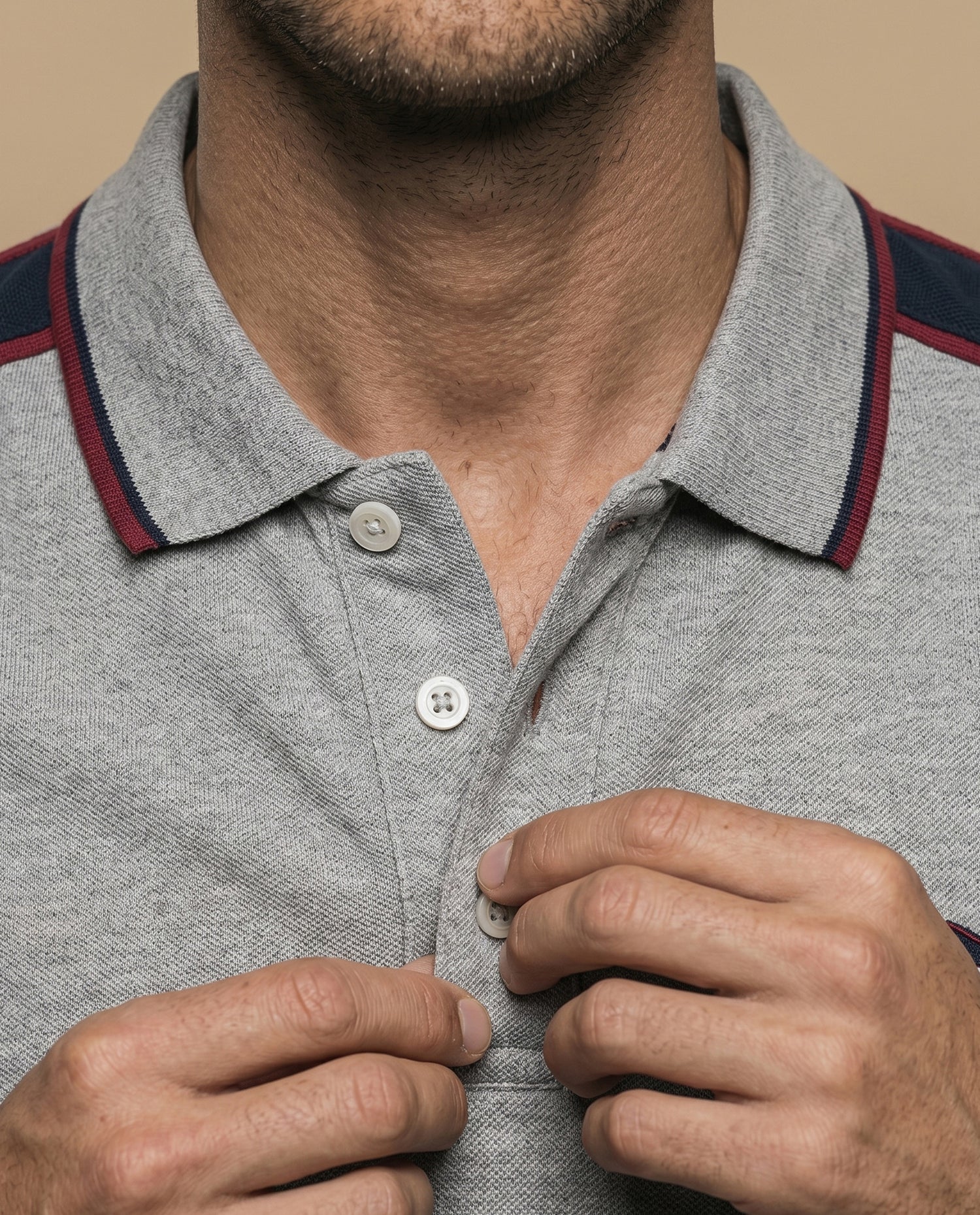 Polo regular bordado clásico hombre - Gris