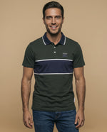 Polo manga corta con franja horizontal y cuello contrastado para hombre - Verde