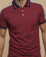 Polo manga corta con paneles contrastantes en hombros para hombre - Rojo