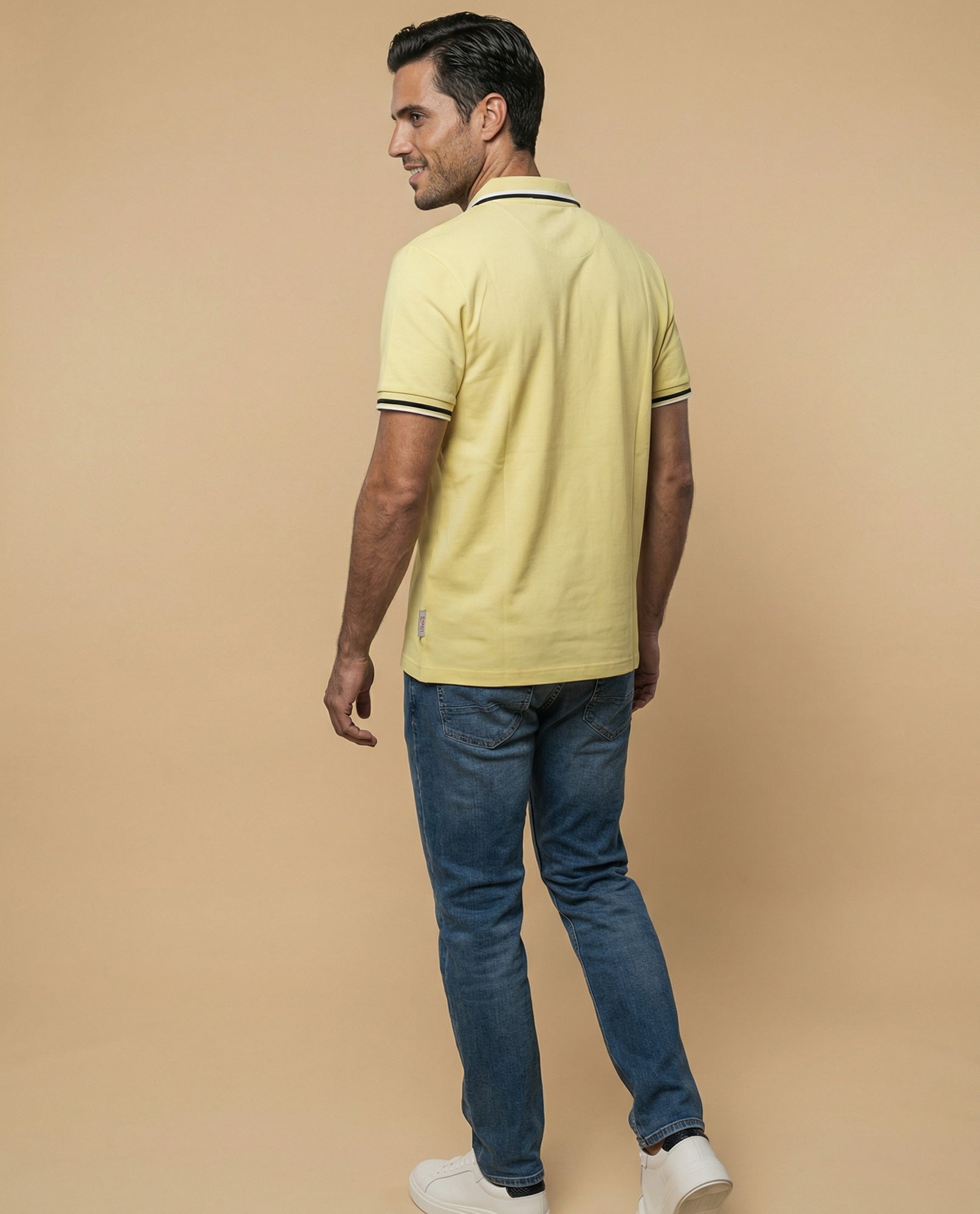 Polo manga corta con ribetes contrastantes para hombre - Amarillo 34_305E372_AMA130859_6