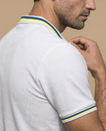 Polo azul bordado ajustado - Blanco