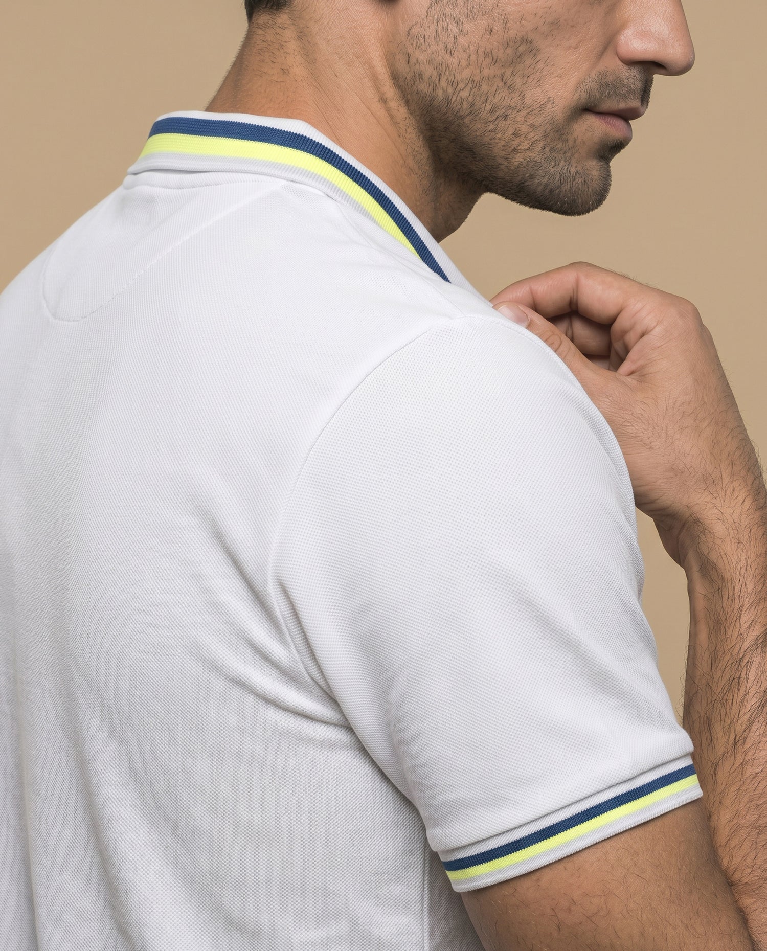 Polo azul bordado ajustado - Blanco