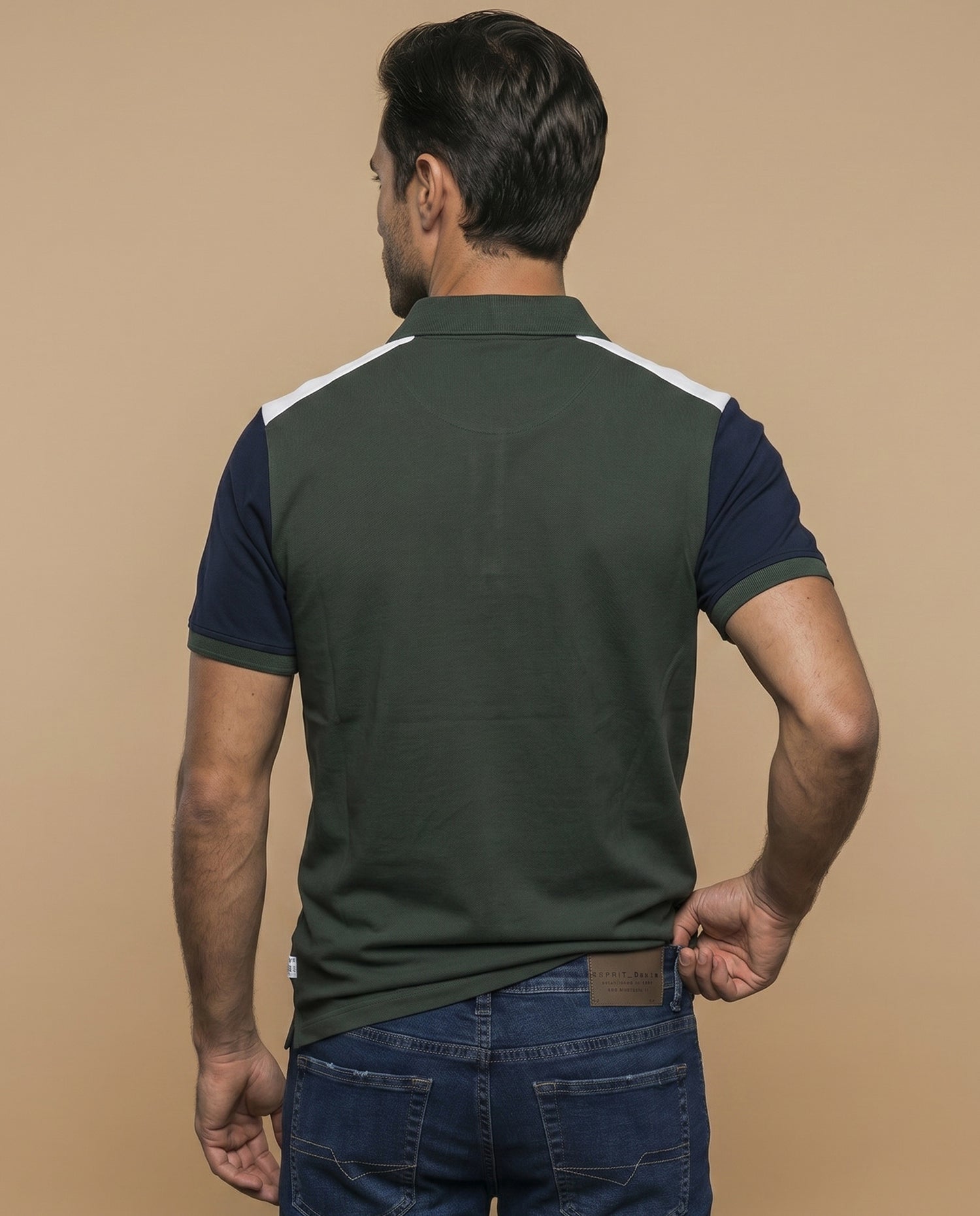 Polo manga corta con bloques de color en mangas para hombre - Verde