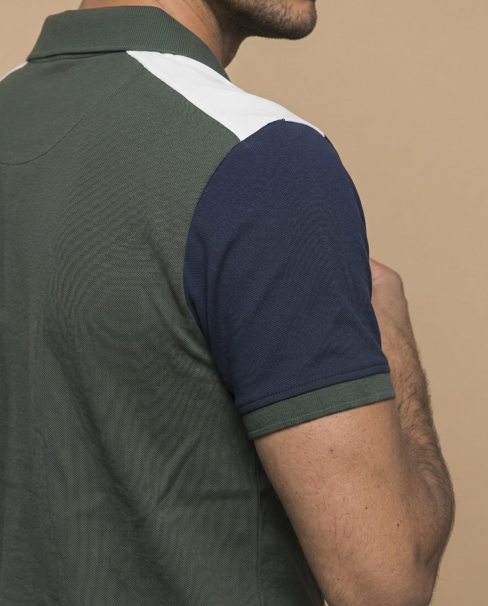 Polo manga corta con bloques de color en mangas para hombre - Verde 34_305F322_VER190622_6