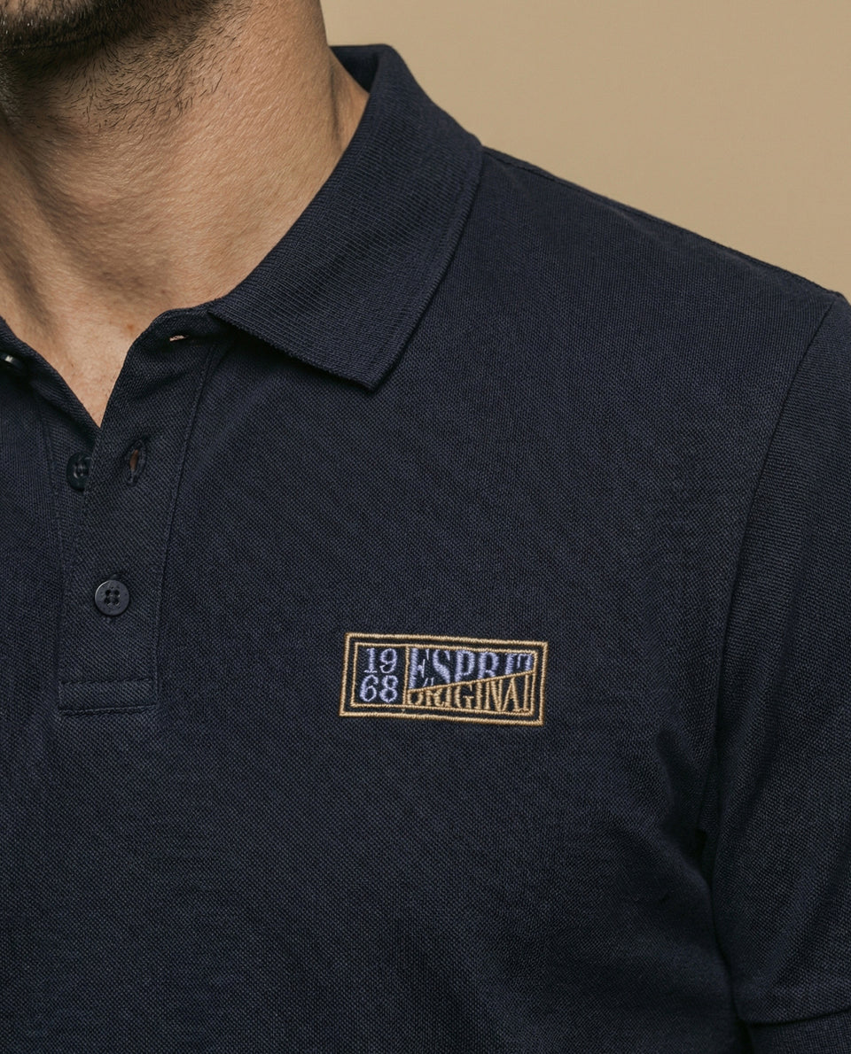 Polo manga corta con cuello camisero y parche bordado para hombre - Azul 34_305F356_AZU174429_3
