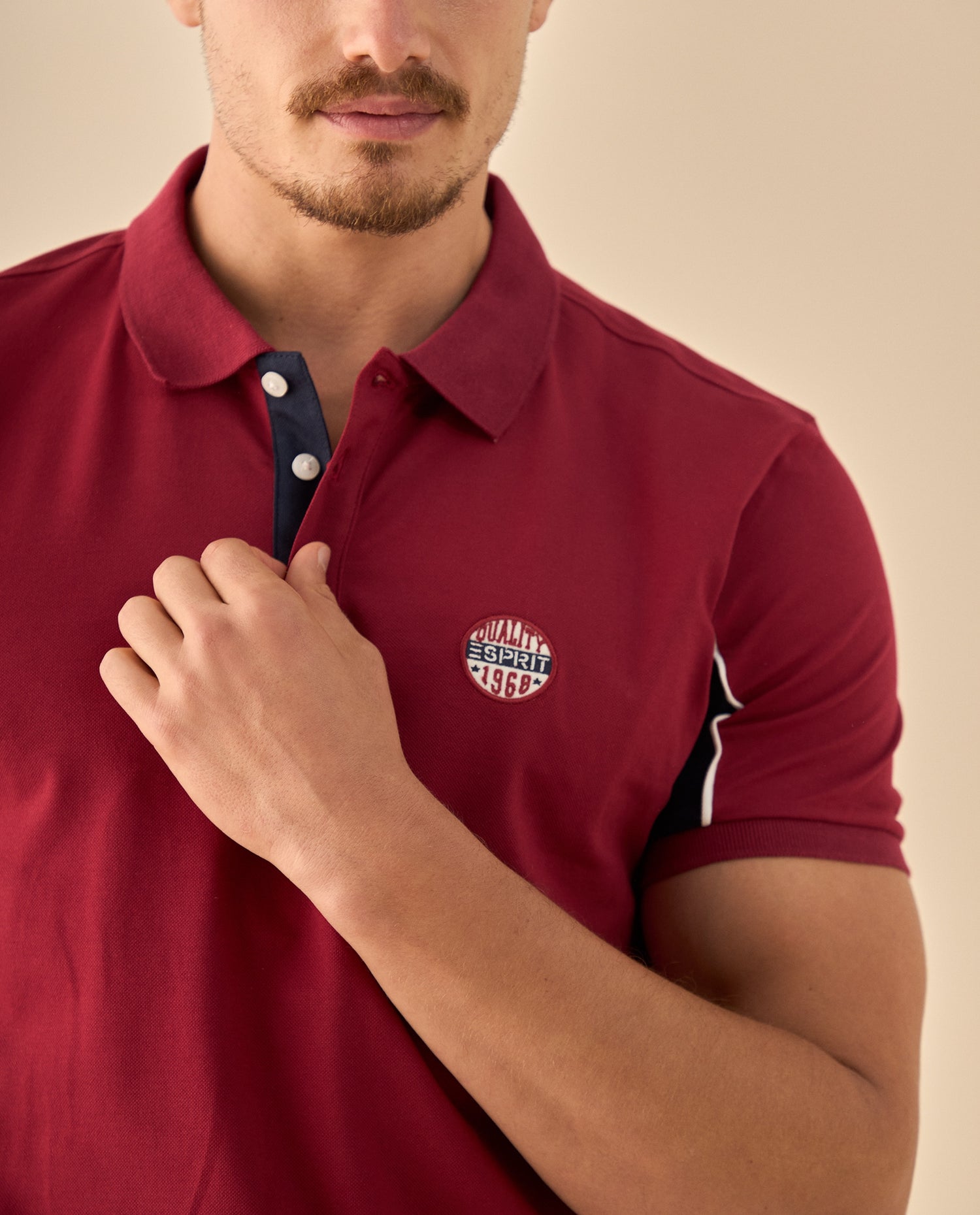 Polo con Detalles Contrastantes - Rosa