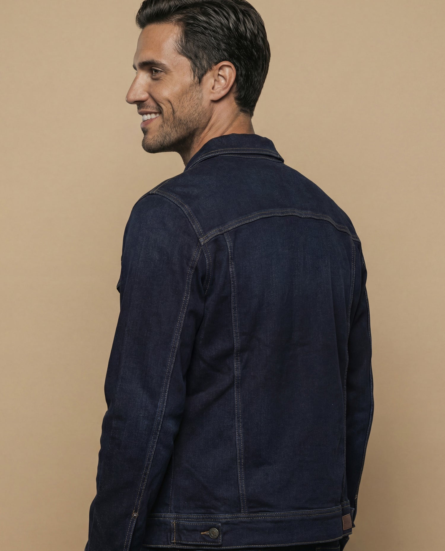 Chaqueta vaquera tipo trucker con bolsillos de parche para hombre - Azul