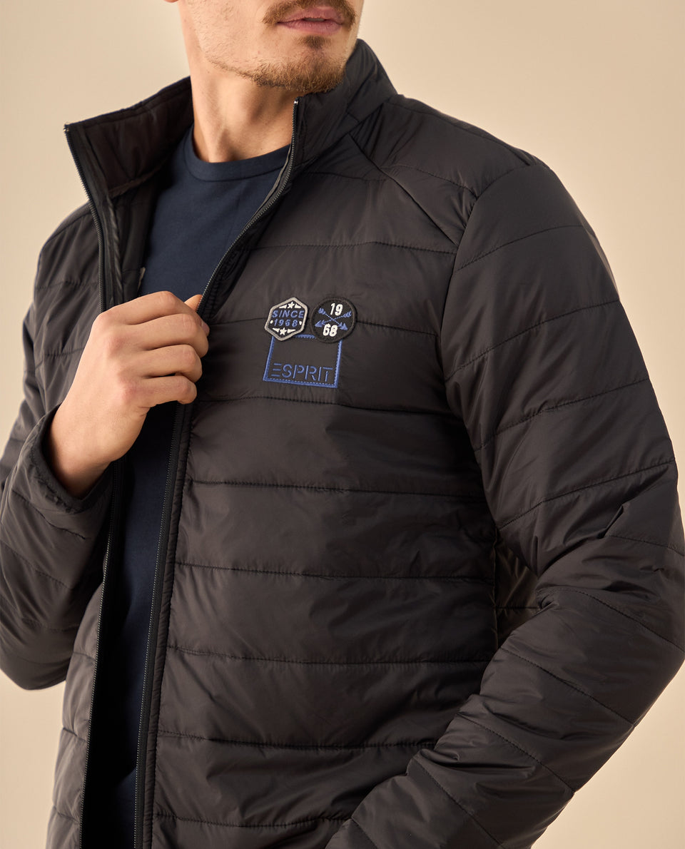 Chaqueta Puffer con Parches Bordados - Negro 34_325G306_NEG194004_3