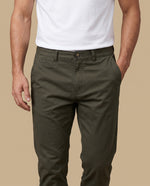 Pantalón hombre tiro medio - Verde