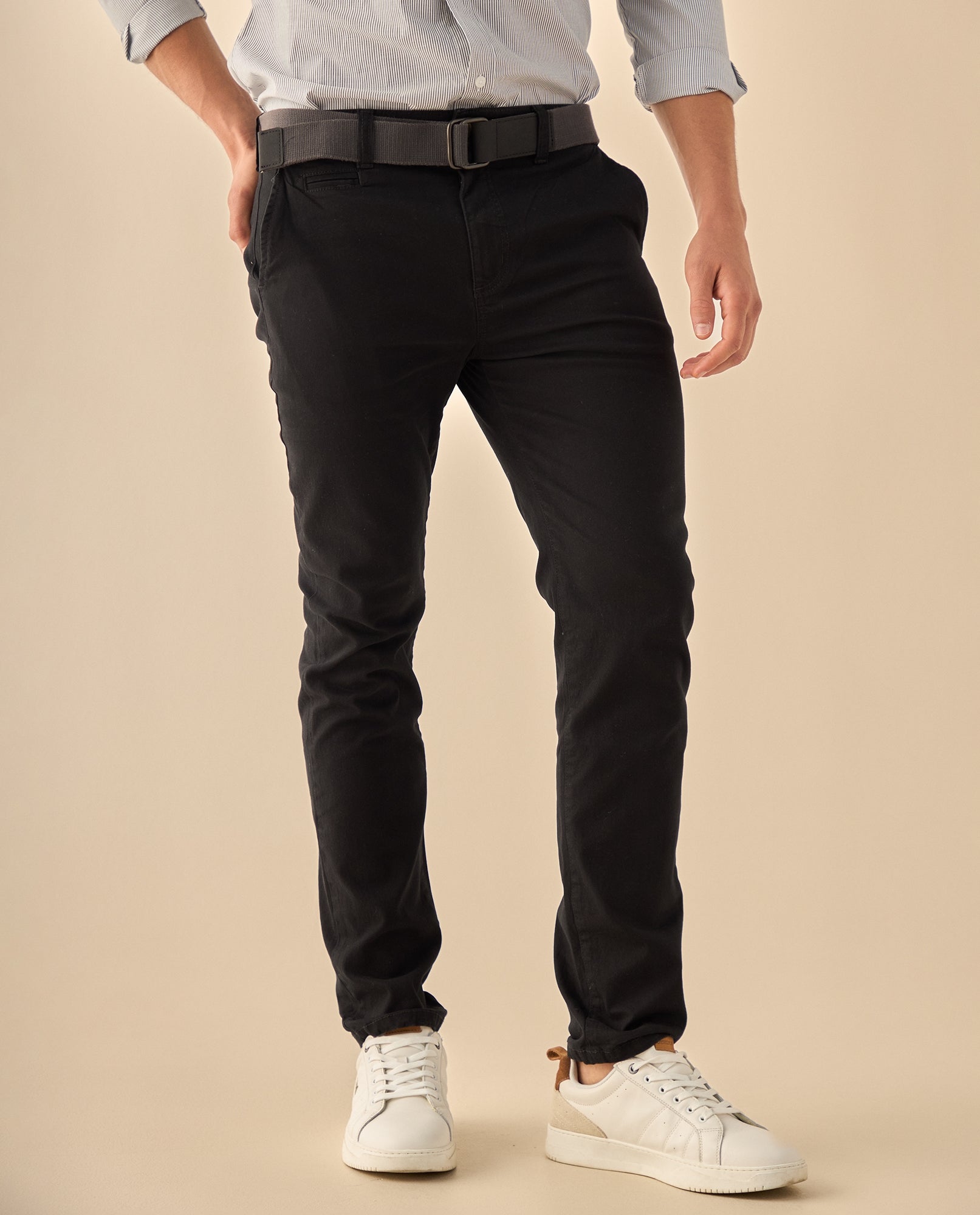 Pantalón Slim Fit con Cinturón - Negro 34_335G304_NEG194012_3